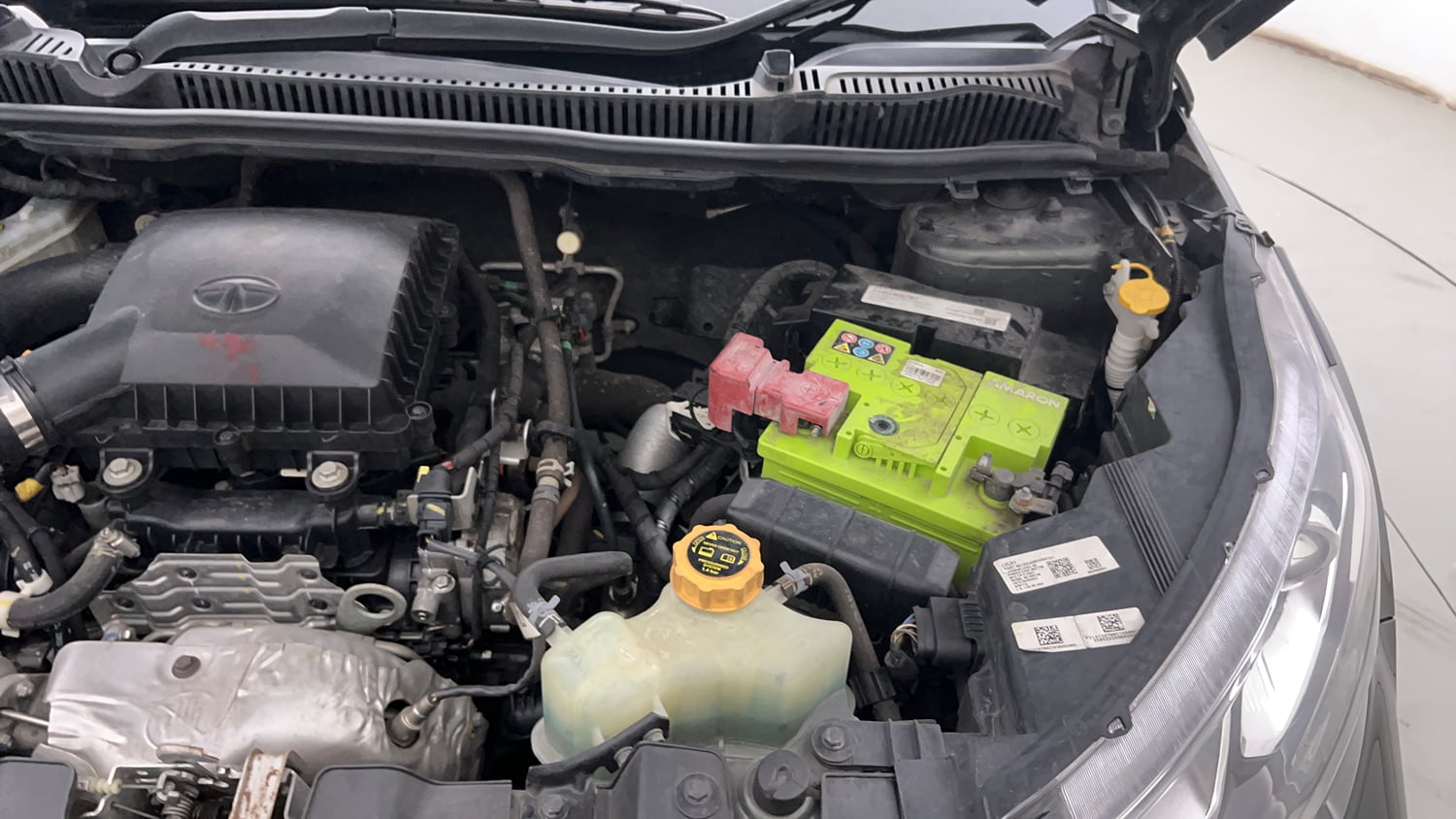 Used 2022 Tata Nexon XM (S) Petrol Manual engine ENGINE LEFT SIDE VIEW