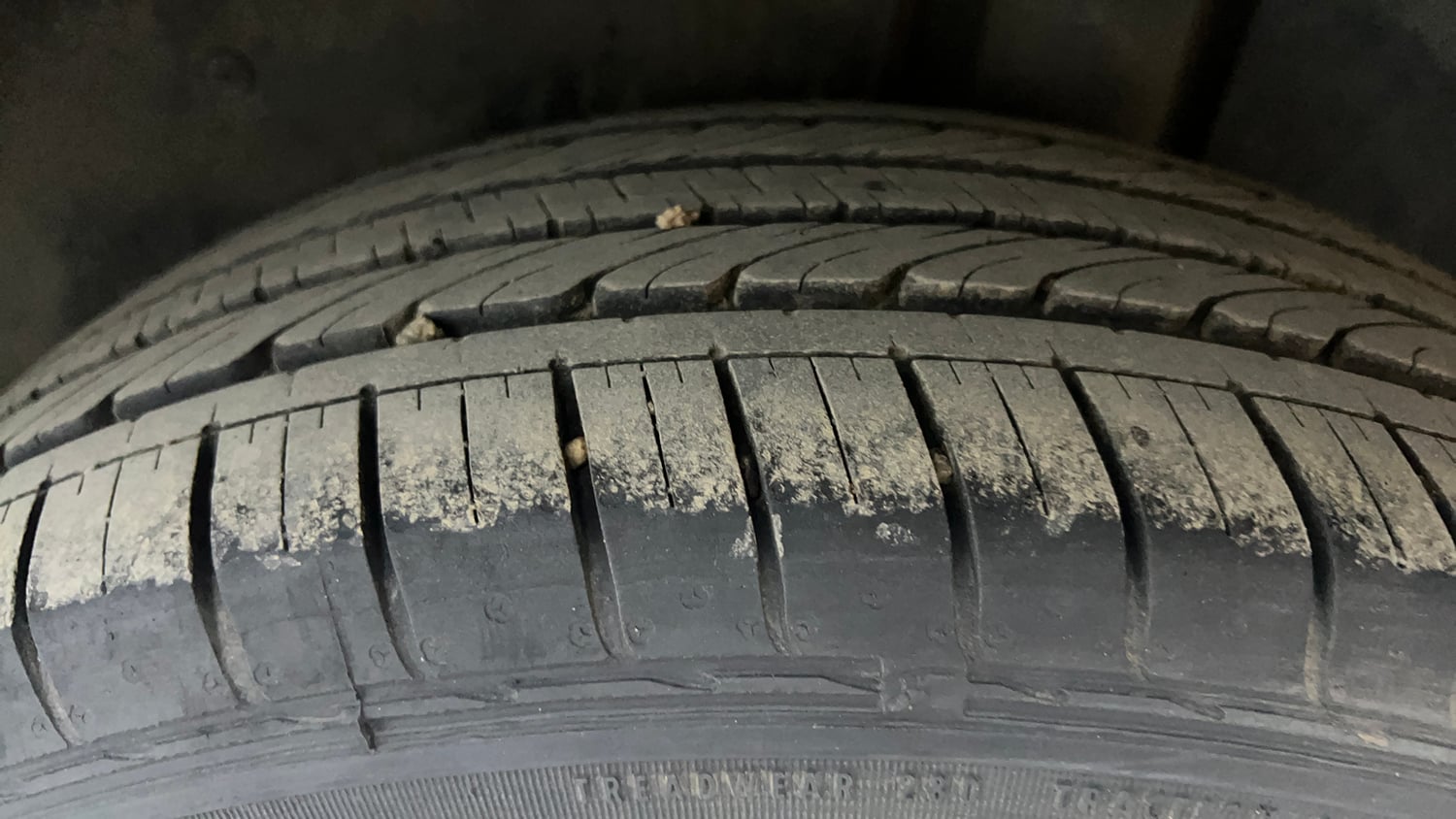 Used 2020 MG Motors Hector Plus Sharp 1.5 DCT Petrol Petrol Automatic tyres LEFT REAR TYRE TREAD VIEW