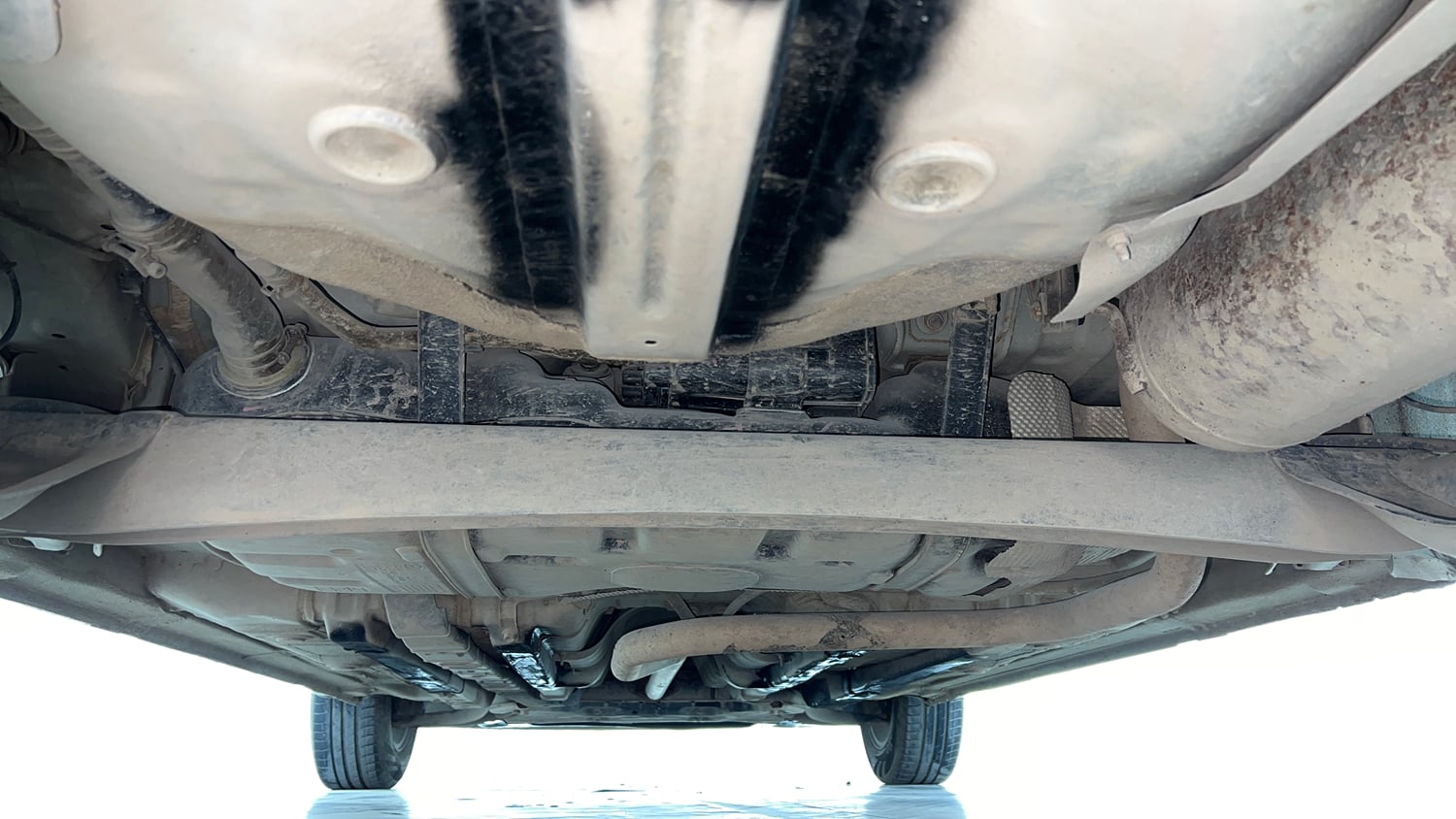 Used 2019 Hyundai Elite i20 Magna Plus 1.2 Petrol Manual extra REAR UNDERBODY VIEW (TAKEN FROM REAR)