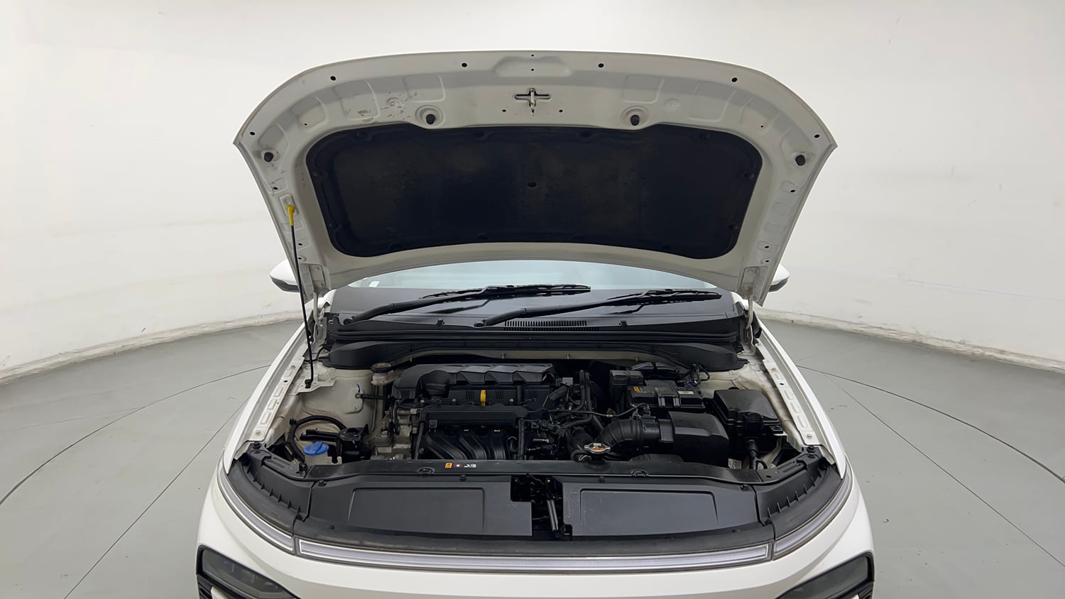 Used 2024 Hyundai Verna SX 1.5 Petrol MT Petrol Manual engine ENGINE & BONNET OPEN FRONT VIEW