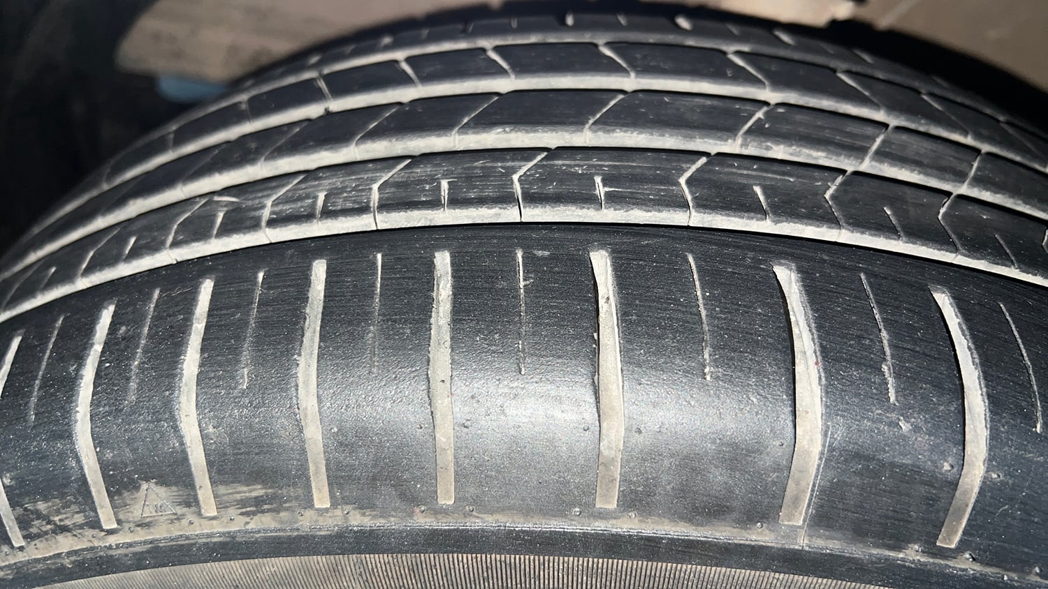 Used 2019 Maruti Suzuki Baleno Zeta Petrol Manual tyres LEFT FRONT TYRE TREAD VIEW