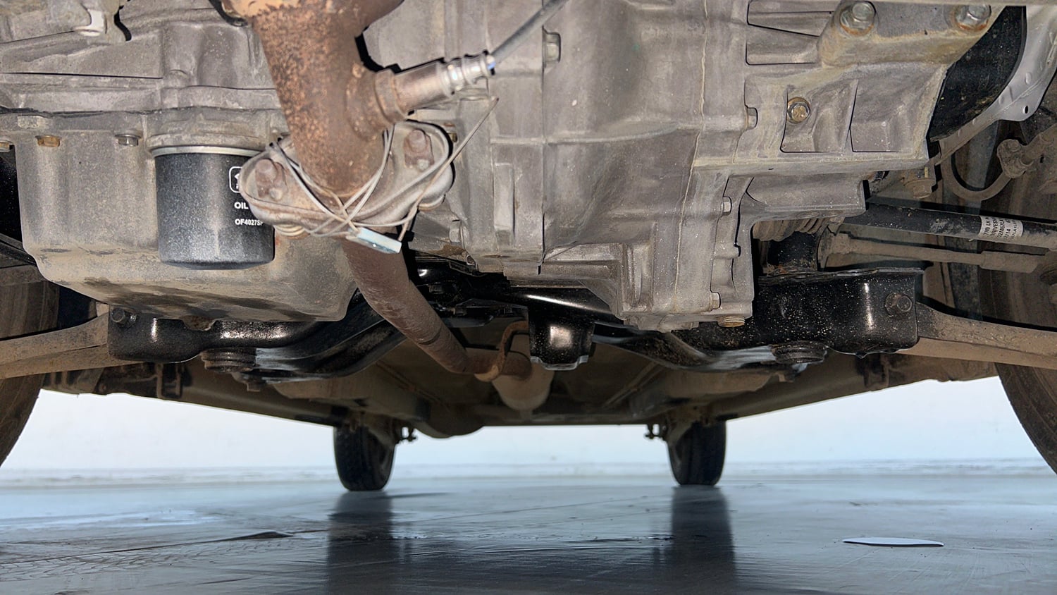 Used 2015 Maruti Suzuki Wagon R VXI Petrol Manual extra FRONT LEFT UNDERBODY VIEW