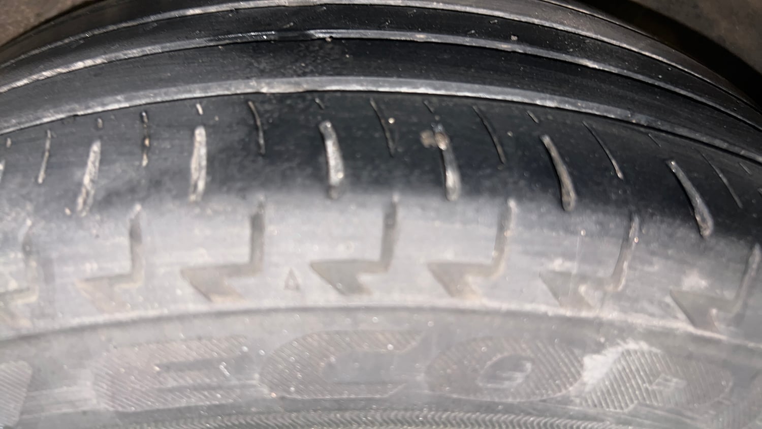 Used 2017 Honda WR-V VX MT Petrol Petrol Manual tyres LEFT REAR TYRE TREAD VIEW