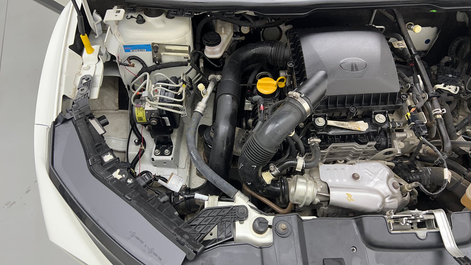 Used 2024 Tata Nexon Pure (S) 1.2 Petrol 6AMT Petrol Automatic engine ENGINE RIGHT SIDE VIEW