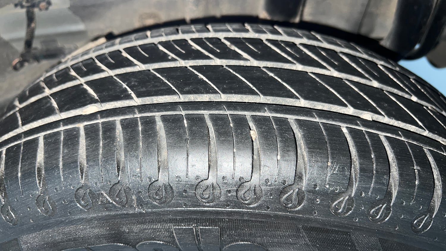 Used 2025 Tata Tiago XE CNG Cng Manual tyres LEFT REAR TYRE TREAD VIEW