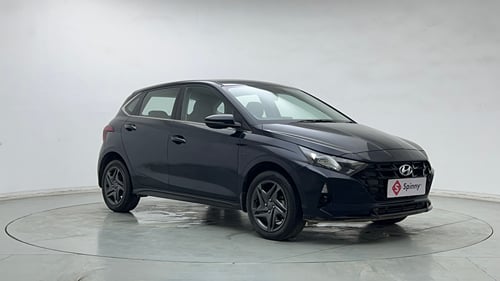 Used 2023 Hyundai i20 Sportz 1.2 IVT Petrol Automatic exterior RIGHT FRONT CORNER VIEW