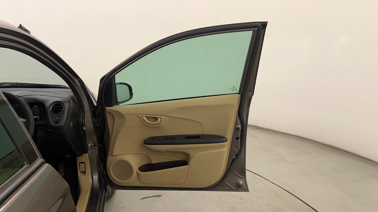 Used 2015 Honda Brio S MT Petrol Manual interior RIGHT FRONT DOOR OPEN VIEW