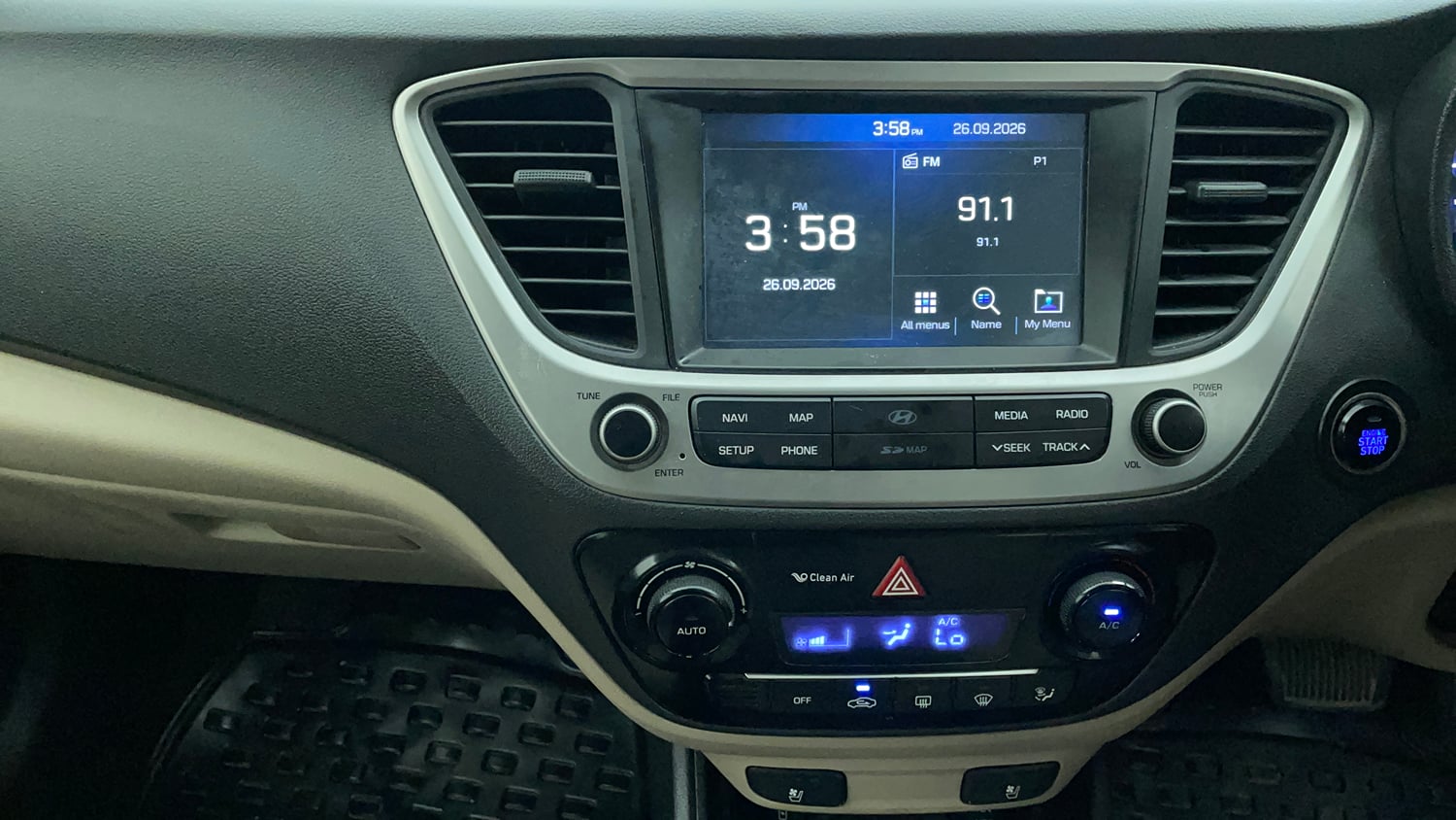Used 2018 Hyundai Verna SX (O) 1.6 VTVT AT Petrol Automatic interior MUSIC SYSTEM & AC CONTROL VIEW