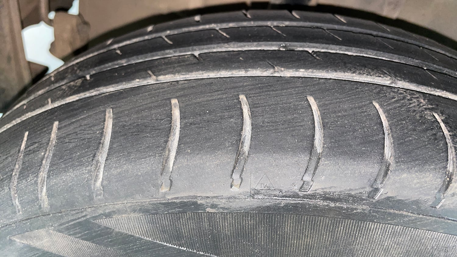 Used 2016 Tata Tiago Revotron XM Petrol Manual tyres RIGHT REAR TYRE TREAD VIEW