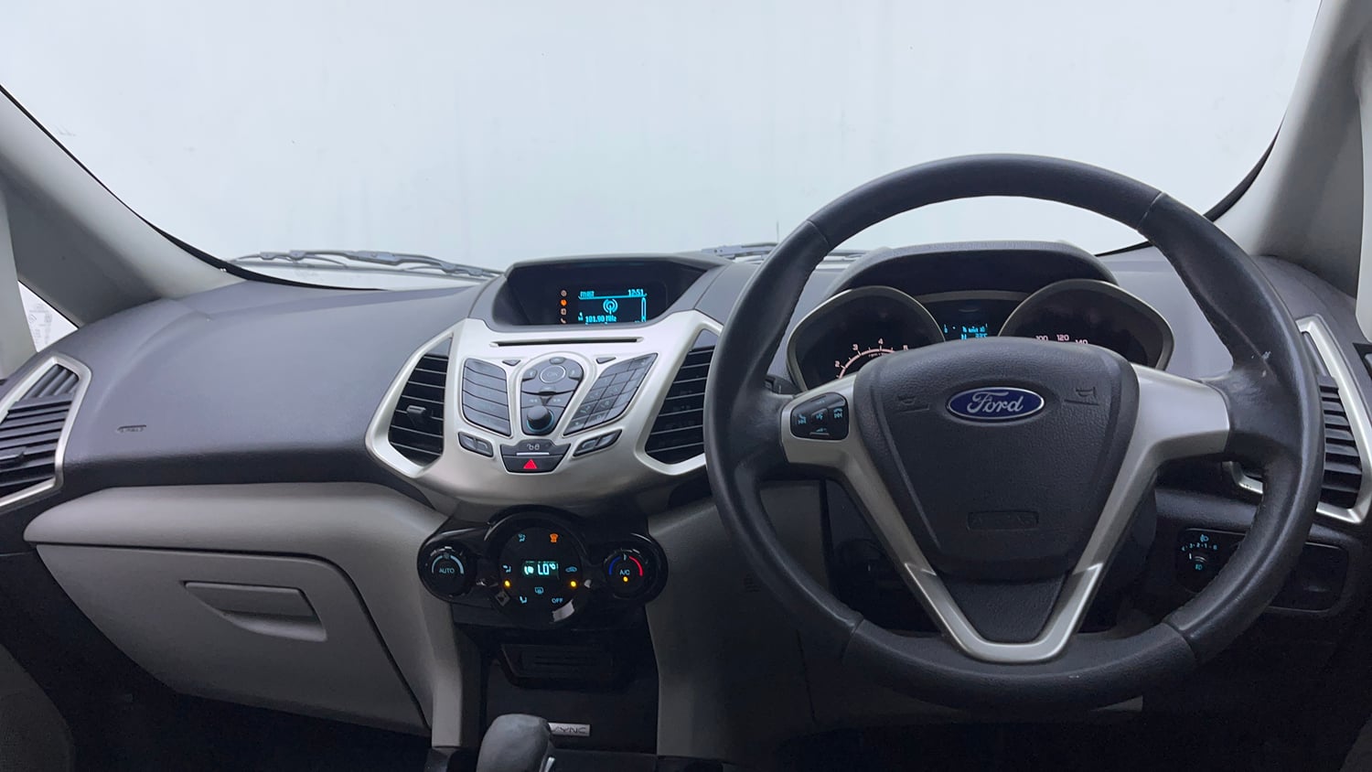 Used 2016 Ford EcoSport Titanium 1.5L Ti-VCT AT Petrol Automatic interior DASHBOARD VIEW