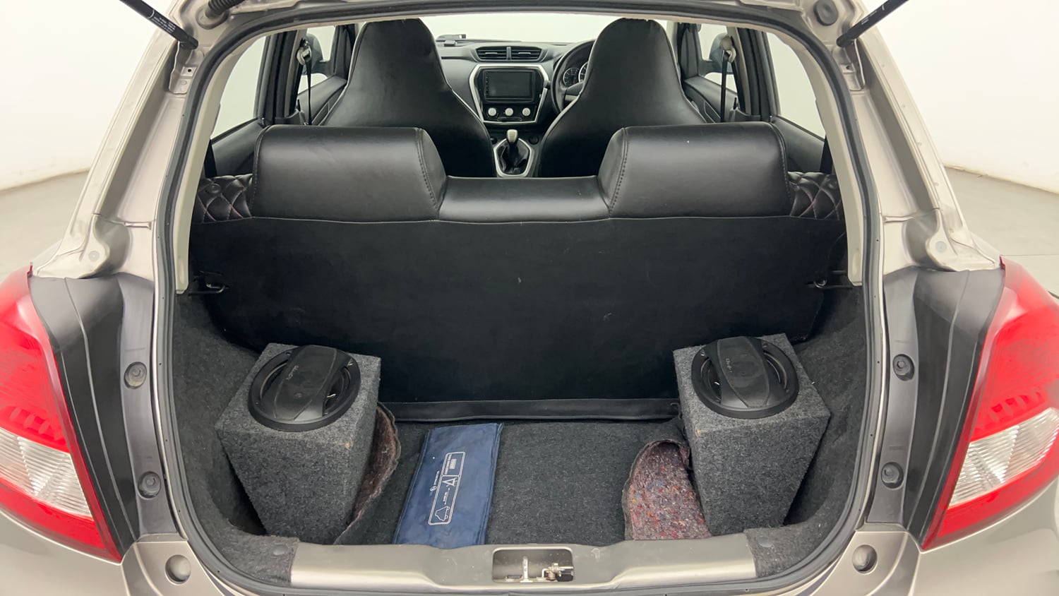 Used 2019 Datsun GO T Petrol Manual interior DICKY INSIDE VIEW