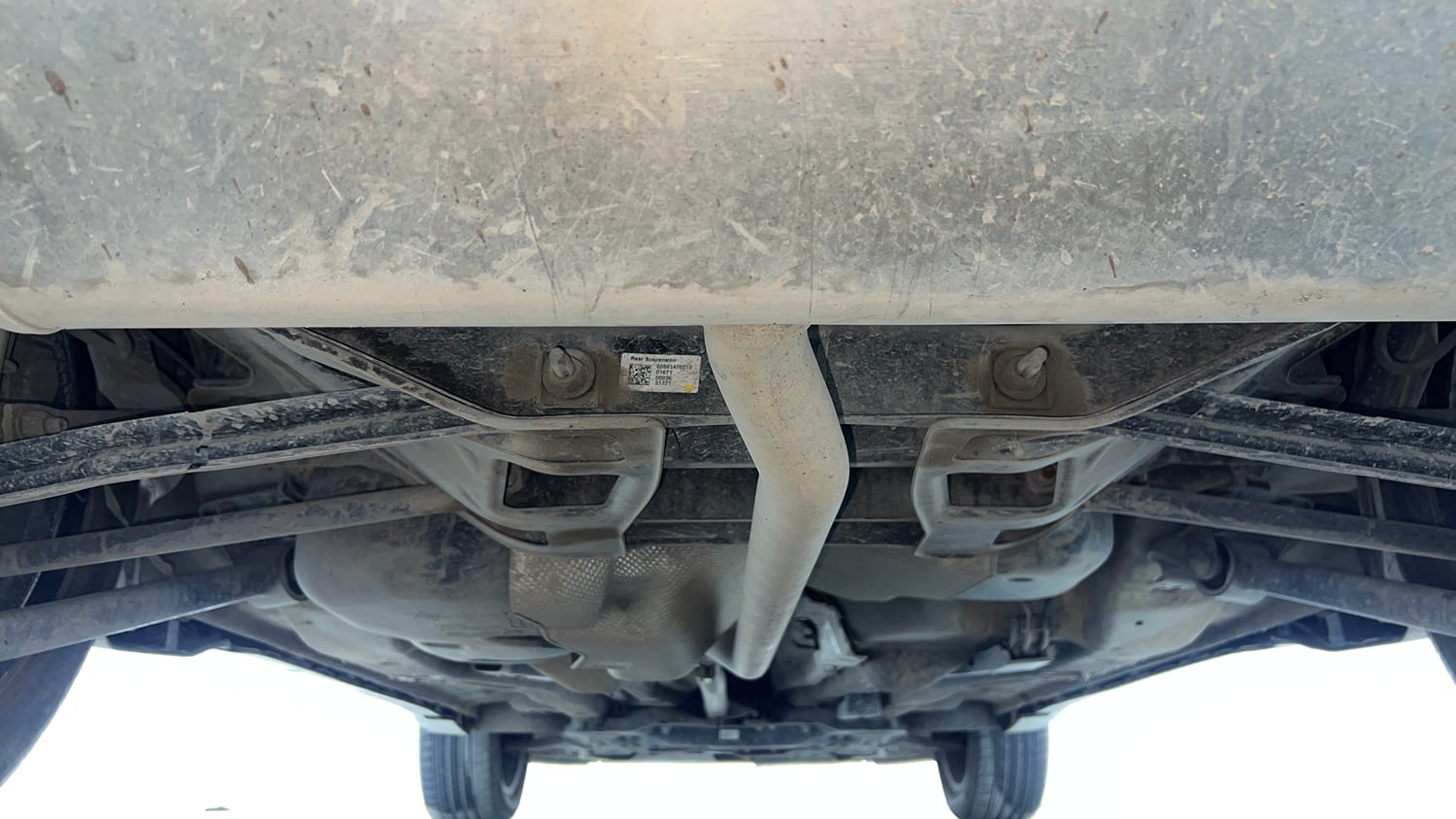 Used 2022 Jeep Compass Model S (O) 1.4 Petrol DCT Petrol Automatic extra REAR UNDERBODY VIEW (TAKEN FROM REAR)