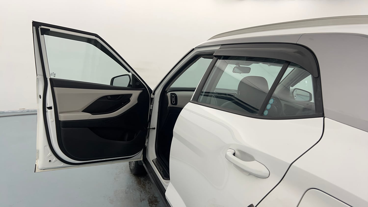 Used 2023 Hyundai Creta E 1.5 Diesel Diesel Manual interior LEFT FRONT DOOR OPEN VIEW