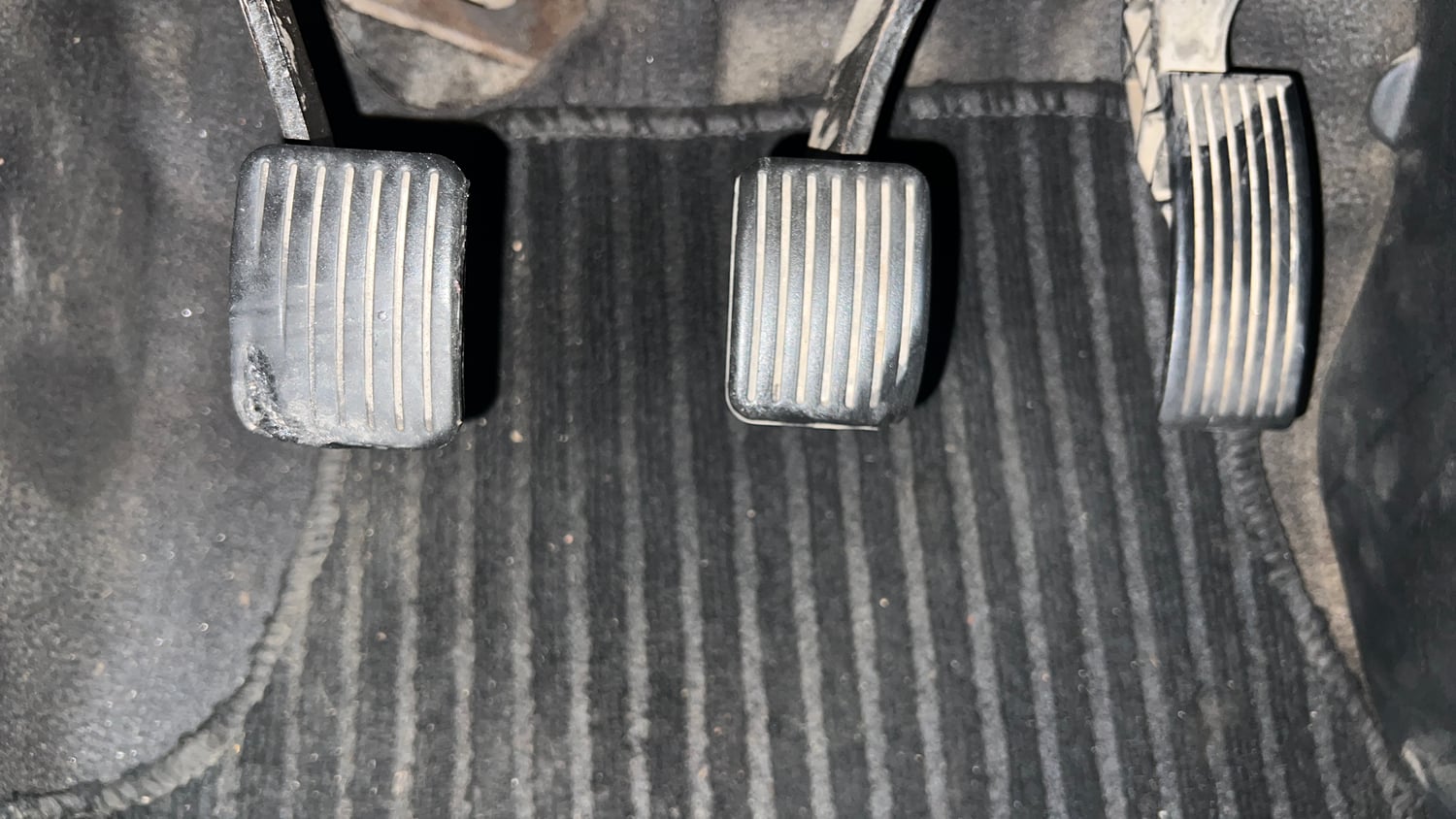 Used 2016 Hyundai Grand i10 Sportz 1.2 Kappa VTVT Petrol Manual interior PEDALS VIEW
