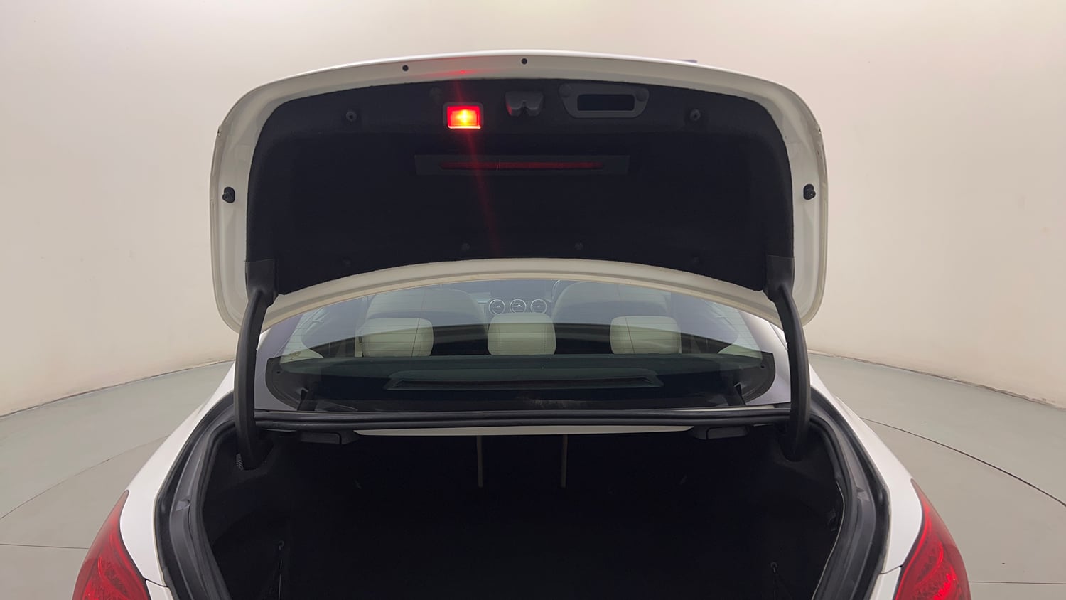 Used 2019 Mercedes-Benz C-Class C 220d Progressive Diesel Automatic interior DICKY DOOR OPEN VIEW