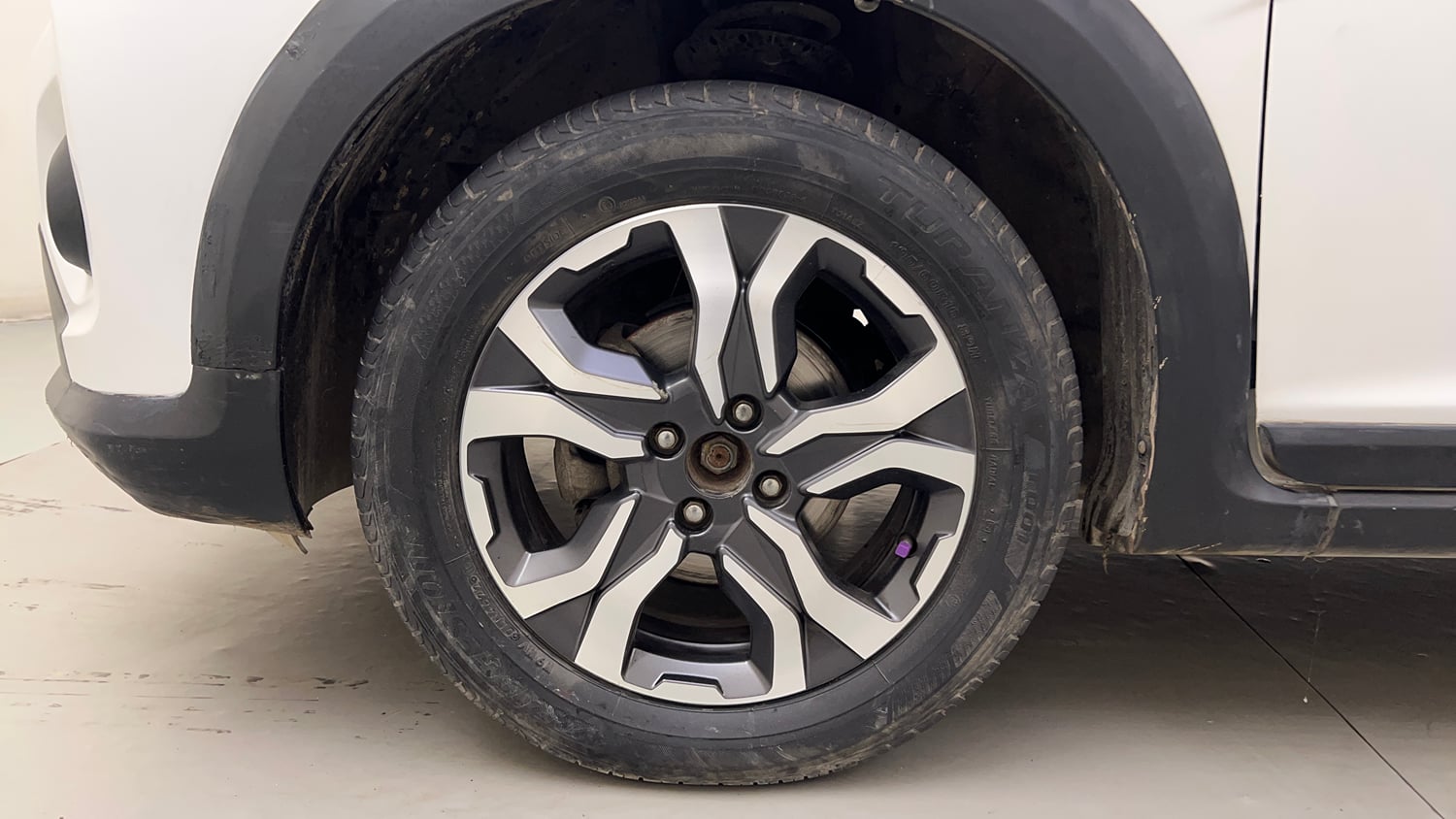 Used 2017 Honda WR-V VX MT Petrol Petrol Manual tyres LEFT FRONT TYRE RIM VIEW