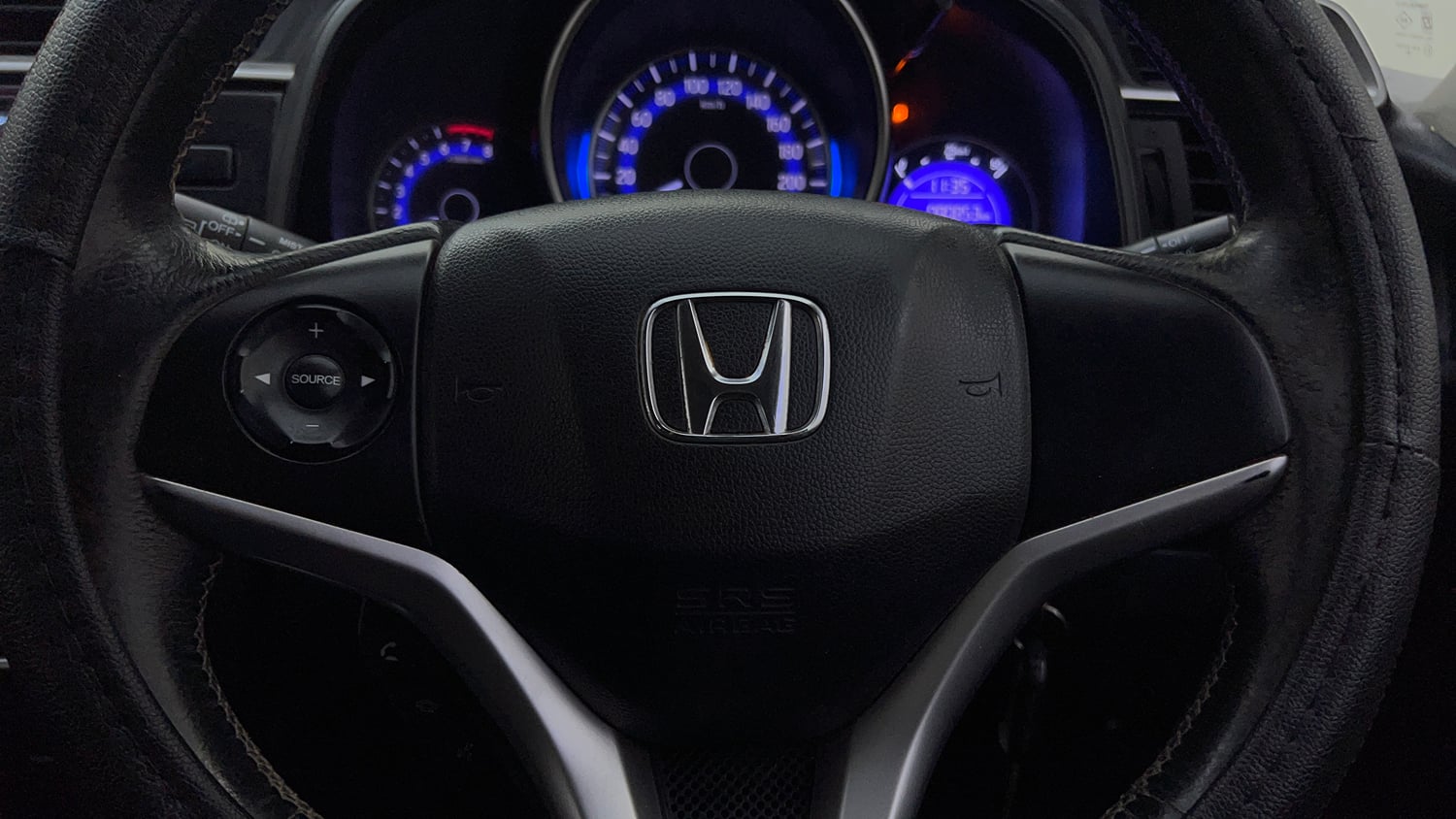 Used 2017 Honda WR-V VX MT Petrol Petrol Manual top_features Airbags
