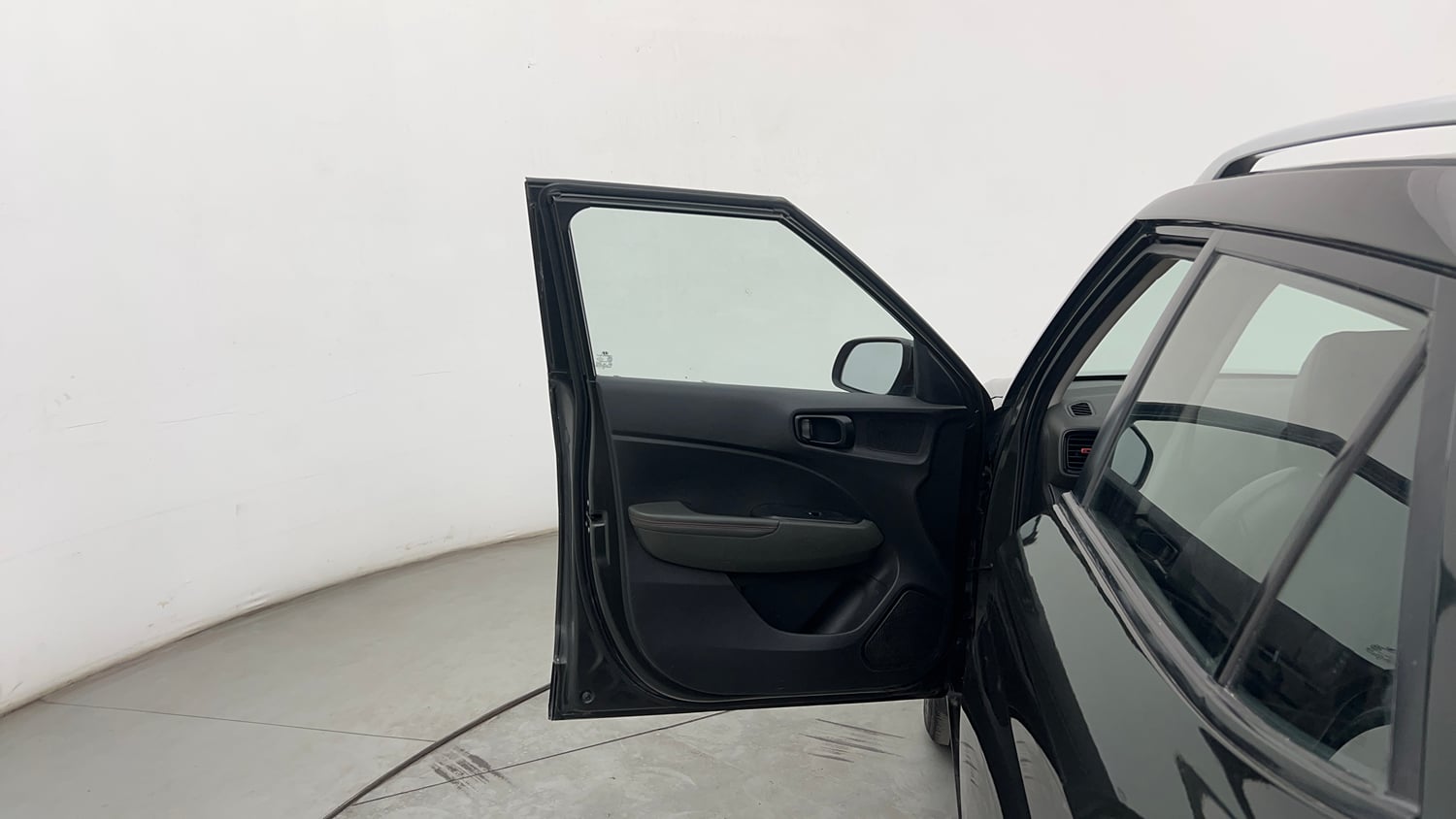 Used 2019 hyundai Venue SX 1.0 (O) Turbo Petrol Petrol Manual interior LEFT FRONT DOOR OPEN VIEW