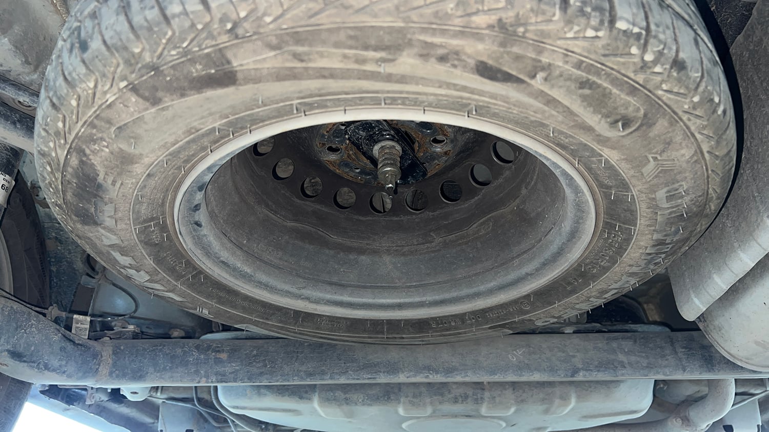 Used 2025 Tata Tiago XE CNG Cng Manual tyres SPARE TYRE VIEW