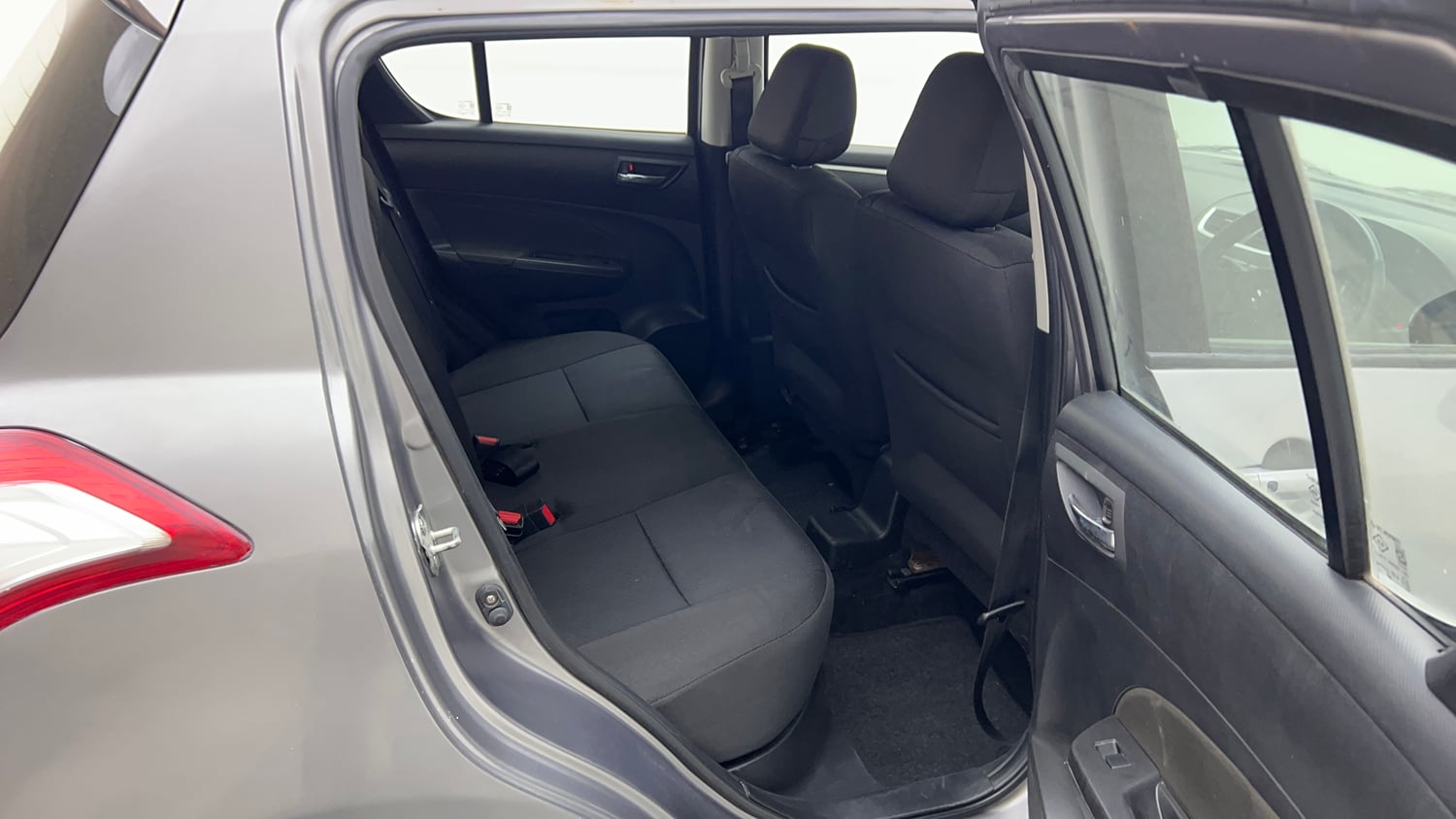 Used 2015 Maruti Suzuki Swift ZXi Petrol Manual interior RIGHT SIDE REAR DOOR CABIN VIEW