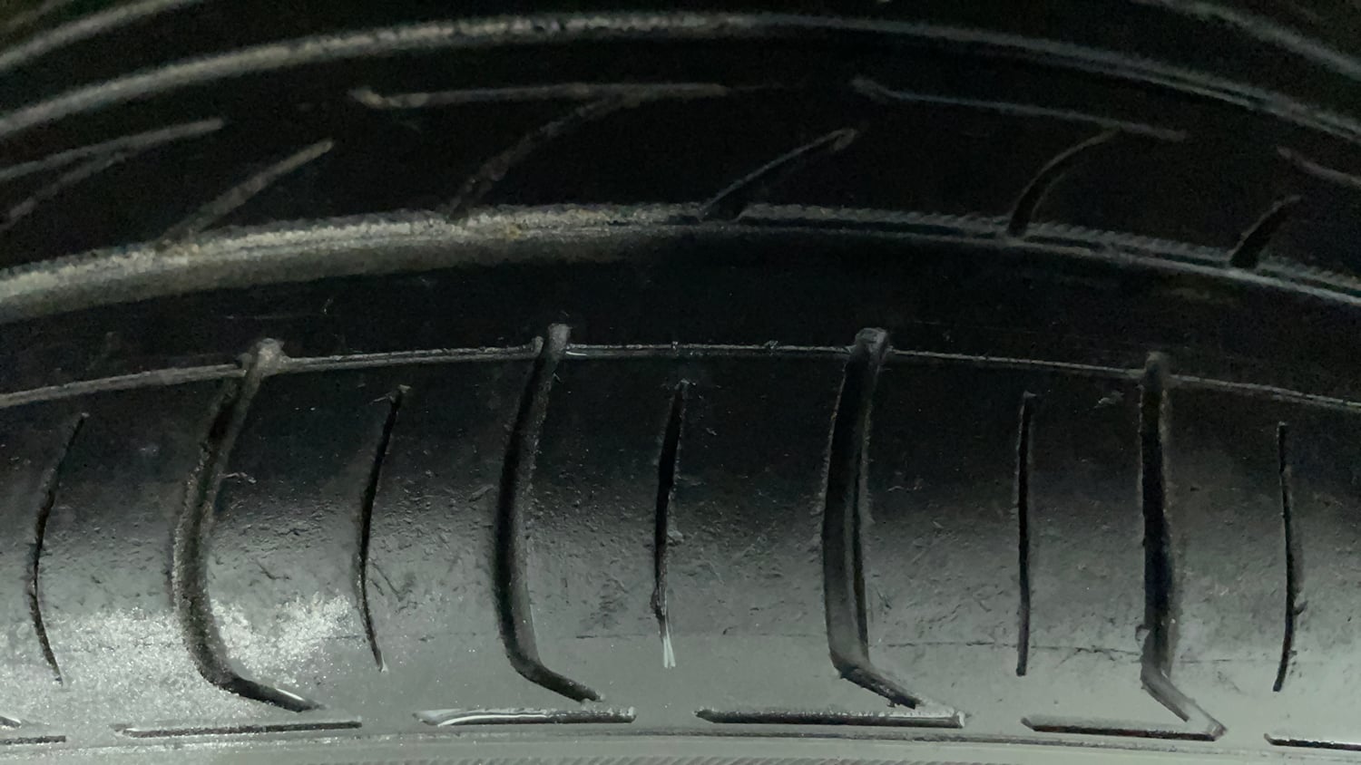 Used 2018 Hyundai Verna SX (O) 1.6 VTVT AT Petrol Automatic tyres LEFT FRONT TYRE TREAD VIEW