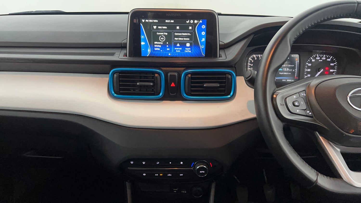 Used 2023 Tata Punch Creative Dual Tone Petrol Manual interior MUSIC SYSTEM & AC CONTROL VIEW