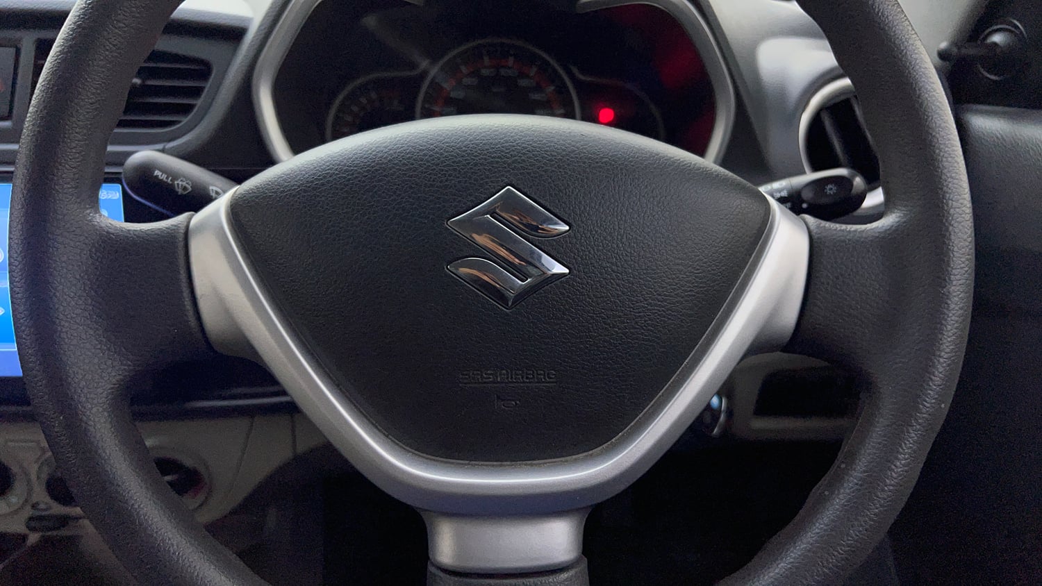 Used 2019 Maruti Suzuki Alto K10 VXi AMT Petrol Automatic top_features Airbags