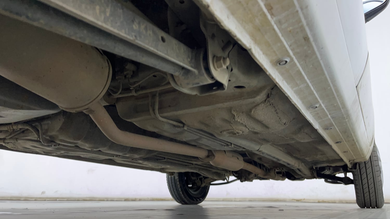 Used 2013 Maruti Suzuki Alto 800 Lxi CNG Cng Manual extra REAR RIGHT UNDERBODY VIEW