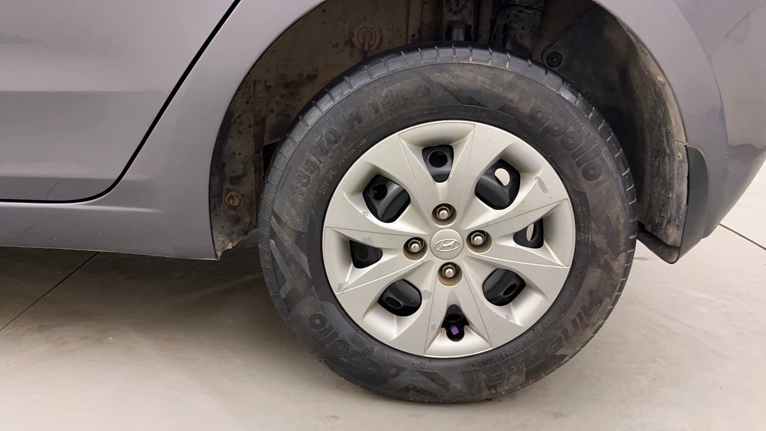 Used 2019 Hyundai Elite i20 Magna Plus 1.2 + CNG (Outside Fitted) Petrol Manual tyres LEFT REAR TYRE RIM VIEW