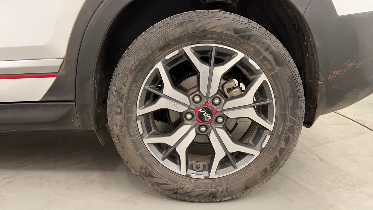 Used 2023 Kia Seltos GTX Plus 1.5 Diesel AT Diesel Automatic tyres LEFT REAR TYRE RIM VIEW