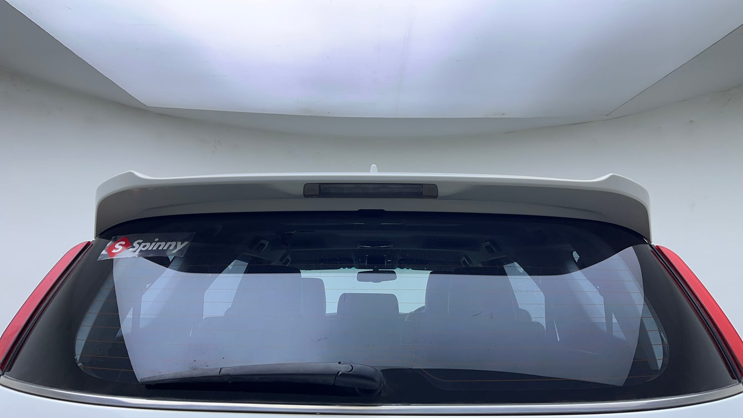 Used 2019 Toyota Fortuner 2.8 4x2 MT Diesel Manual exterior BACK WINDSHIELD VIEW