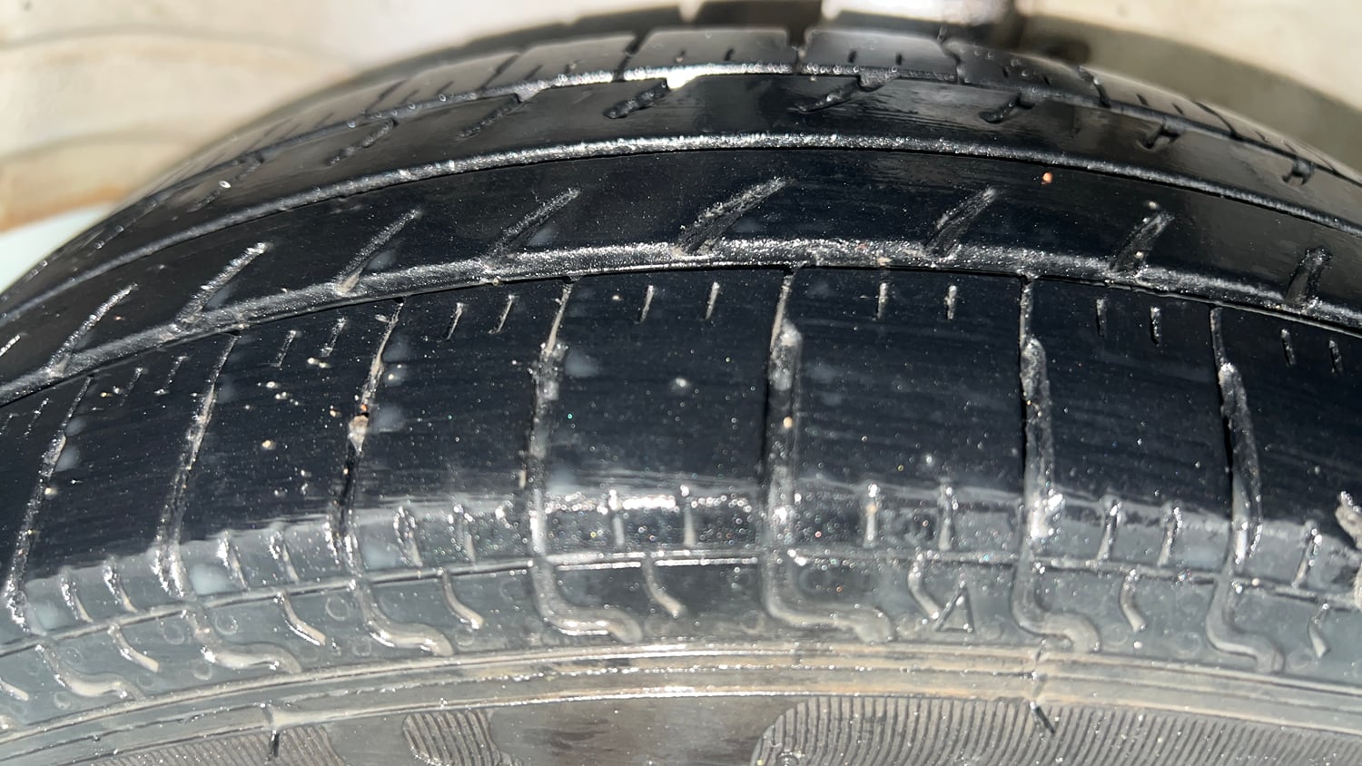 Used 2018 Maruti Suzuki Wagon R LXI CNG Cng Manual tyres LEFT FRONT TYRE TREAD VIEW