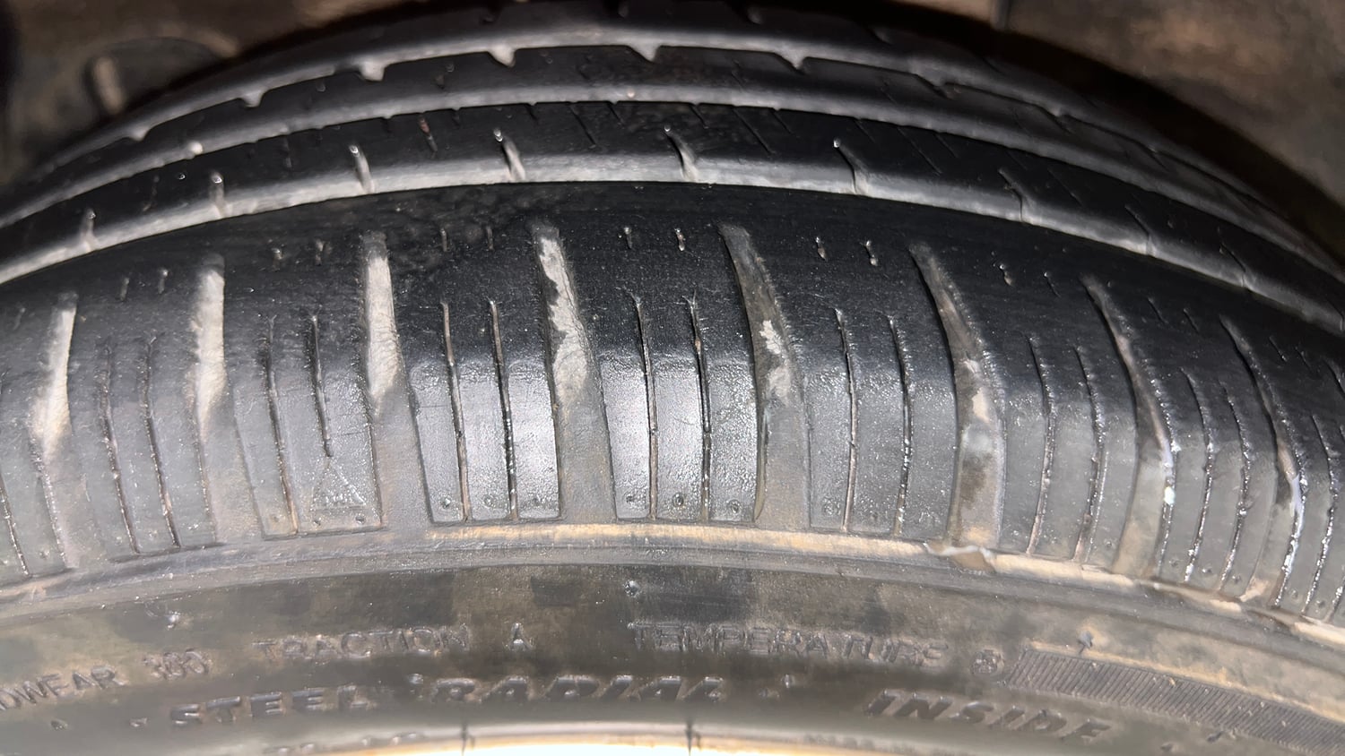 Used 2014 Hyundai Xcent S 1.2 Petrol Manual tyres RIGHT REAR TYRE TREAD VIEW