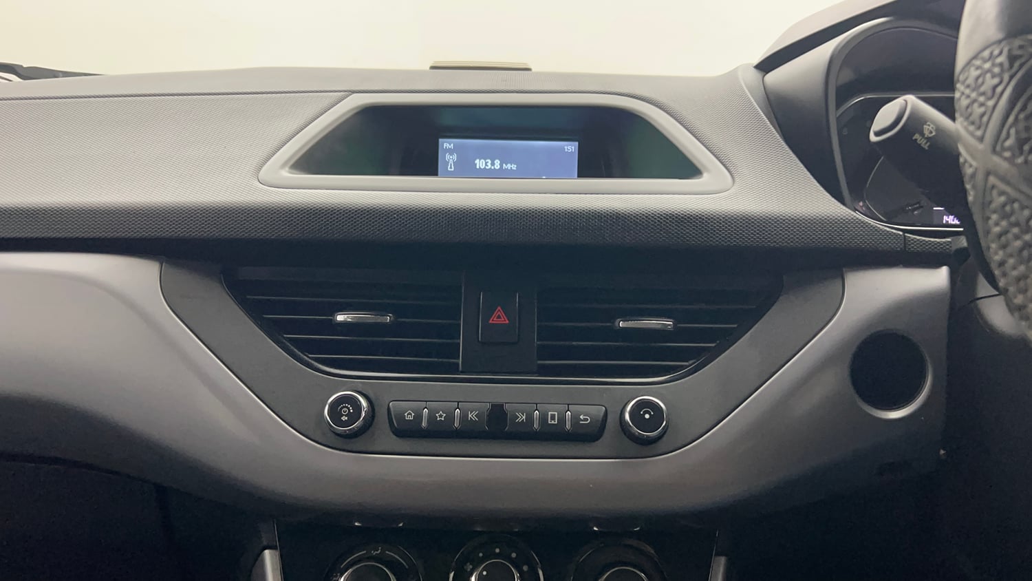 Used 2022 Tata Nexon XM (S) Petrol Manual top_features Integrated (in-dash) music system