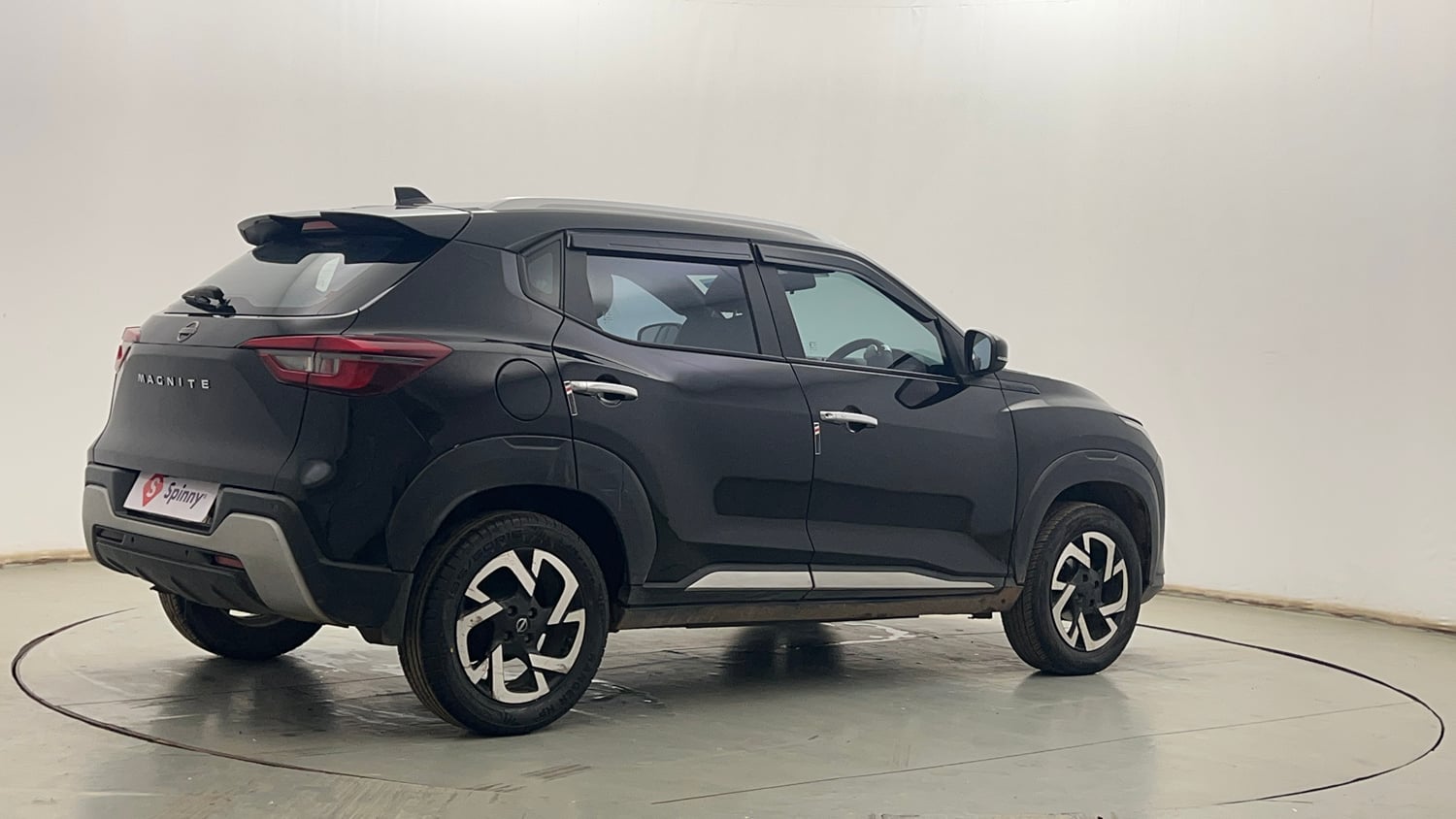 Used 2023 Nissan Magnite XV Petrol Manual exterior RIGHT REAR CORNER VIEW