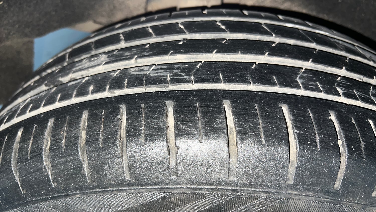 Used 2019 Maruti Suzuki Baleno Zeta Petrol Manual tyres RIGHT REAR TYRE TREAD VIEW