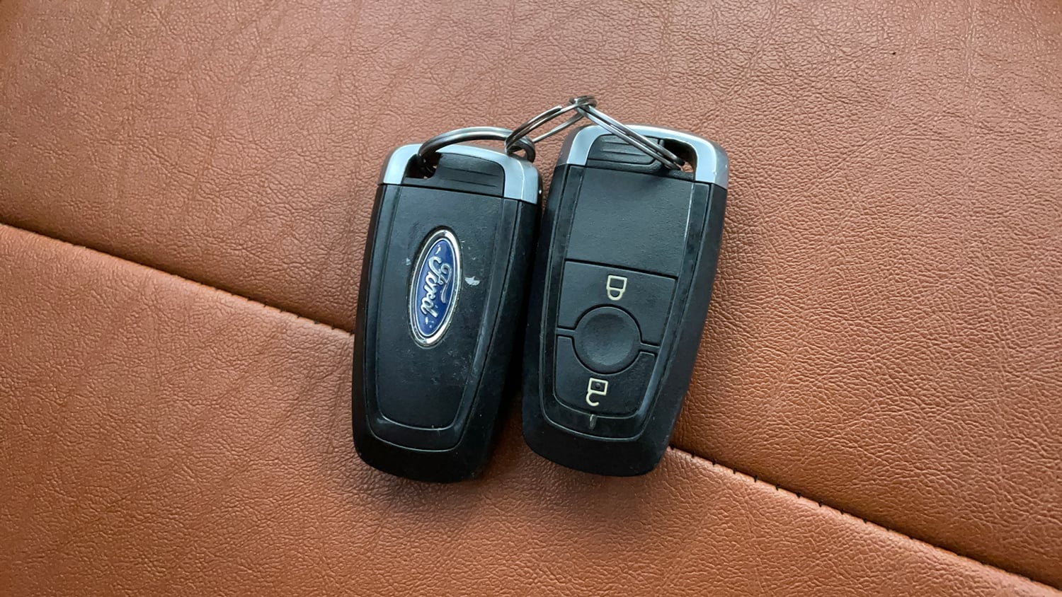 Used 2020 Ford EcoSport Titanium + 1.5L Ti-VCT AT Petrol Automatic extra CAR KEY VIEW