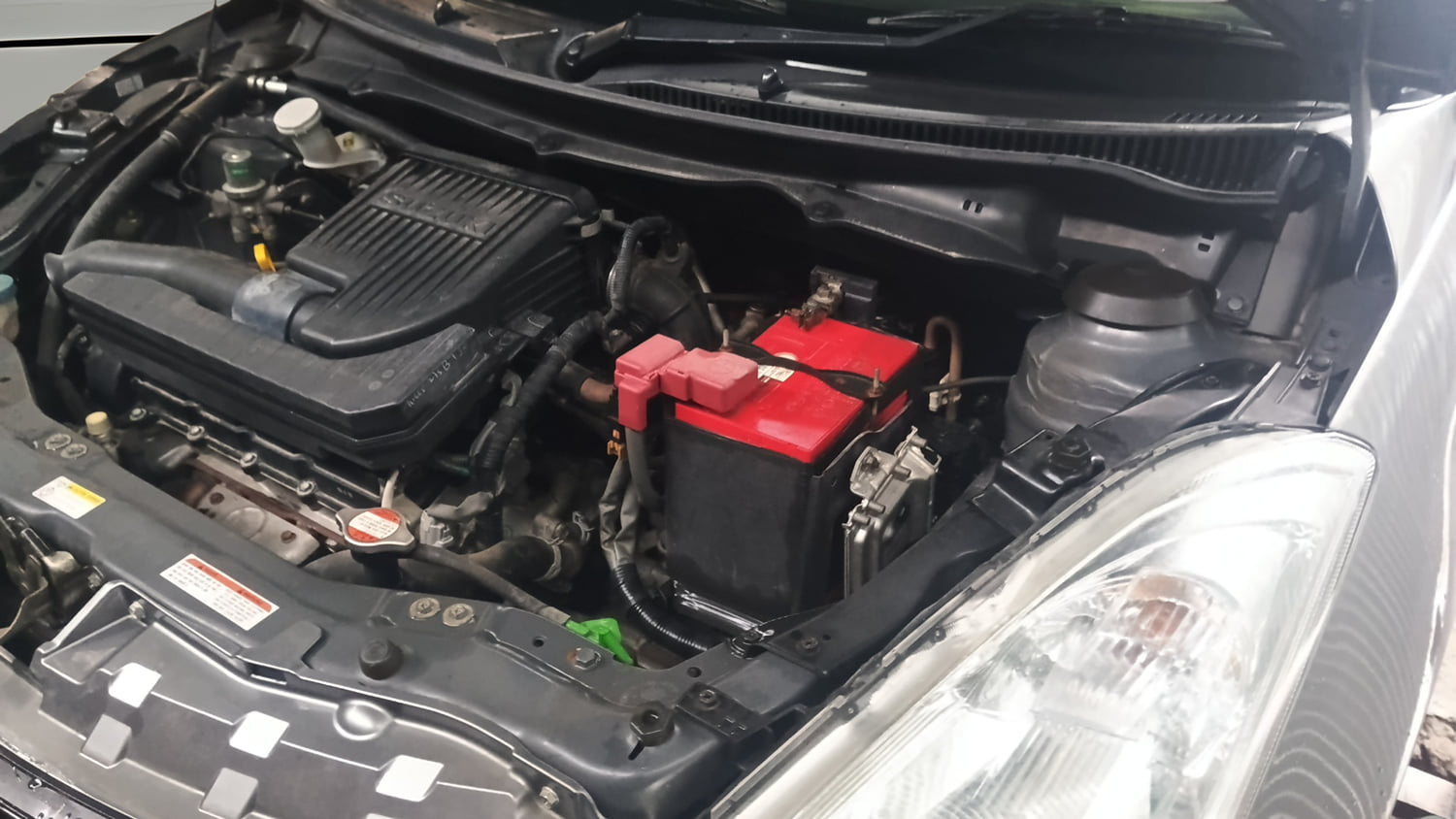 Used 2015 Maruti Suzuki Swift VXi Petrol Manual engine ENGINE LEFT SIDE VIEW