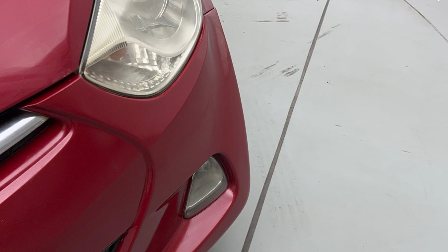 Used 2014 Hyundai Eon Sportz Petrol Manual dents MINOR SCRATCH