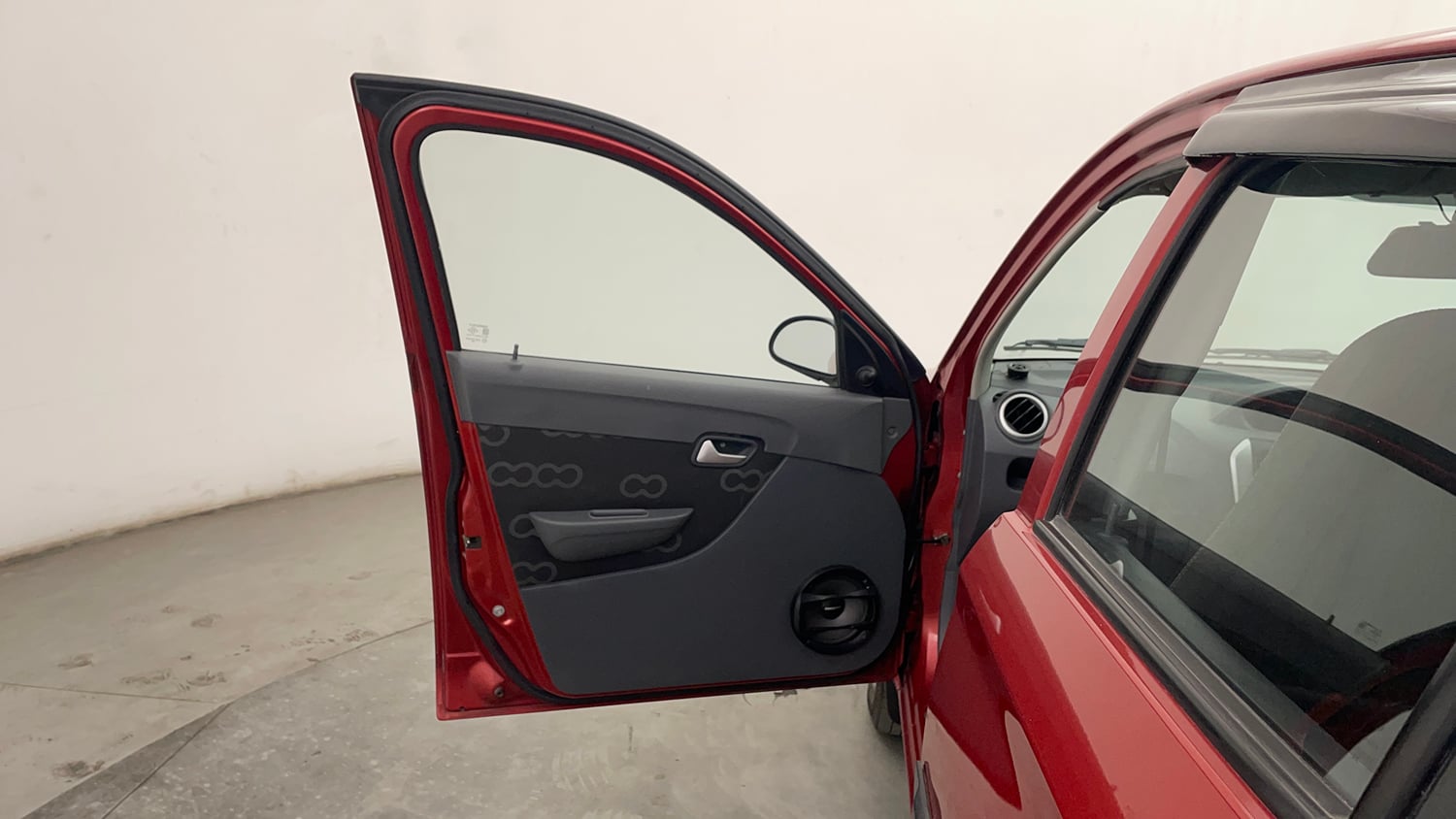 Used 2014 Maruti Suzuki Alto 800 Lxi Petrol Manual interior LEFT FRONT DOOR OPEN VIEW