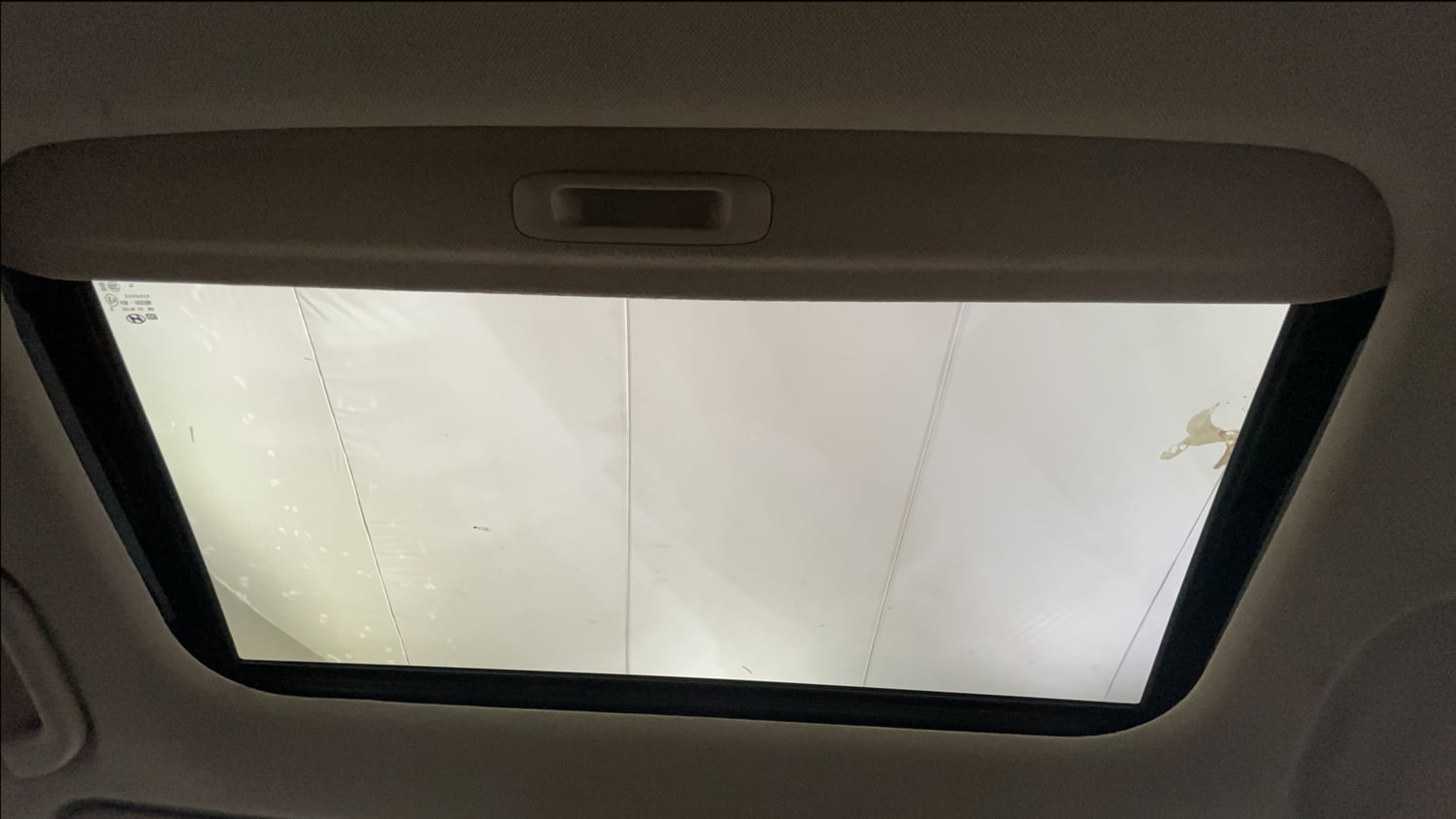 Used 2018 Hyundai Verna SX (O) 1.6 VTVT AT Petrol Automatic top_features Sunroof
