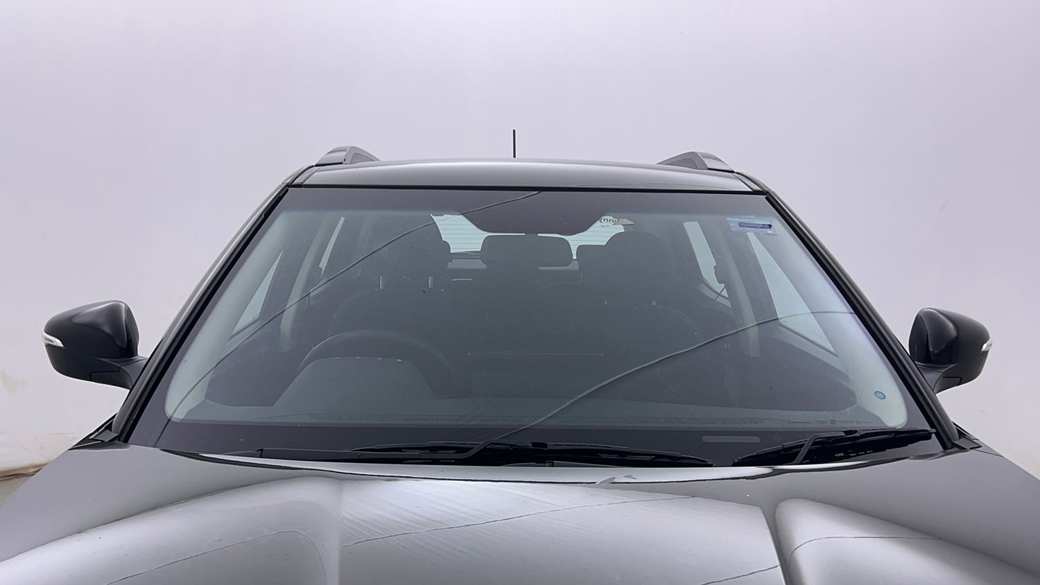 Used 2024 Mahindra XUV 3XO AX5 1.2 Petrol Petrol Manual exterior FRONT WINDSHIELD VIEW