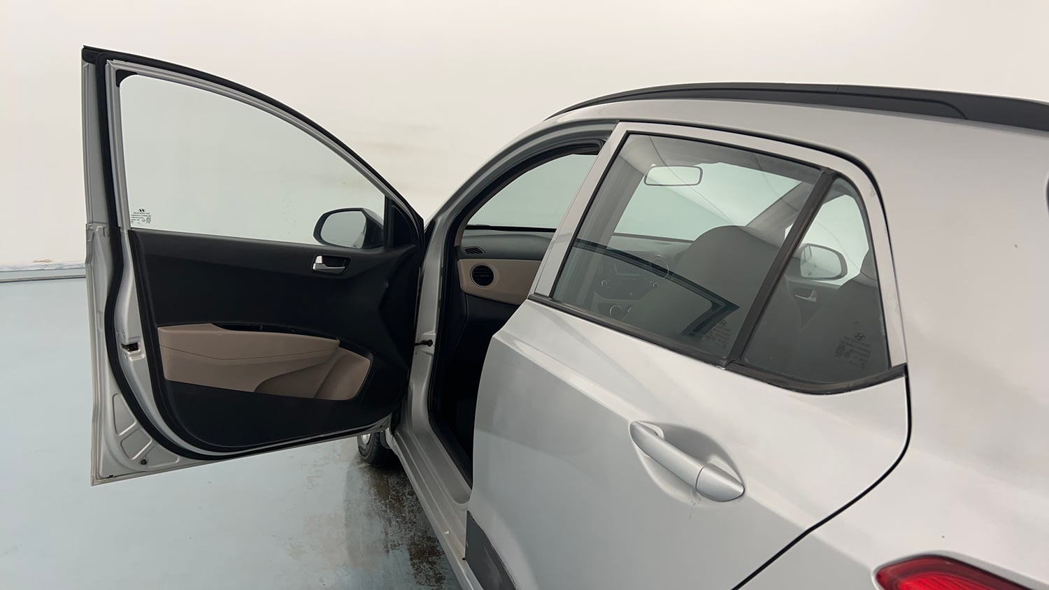 Used 2016 Hyundai Grand i10 Sportz 1.2 Kappa VTVT Petrol Manual interior LEFT FRONT DOOR OPEN VIEW