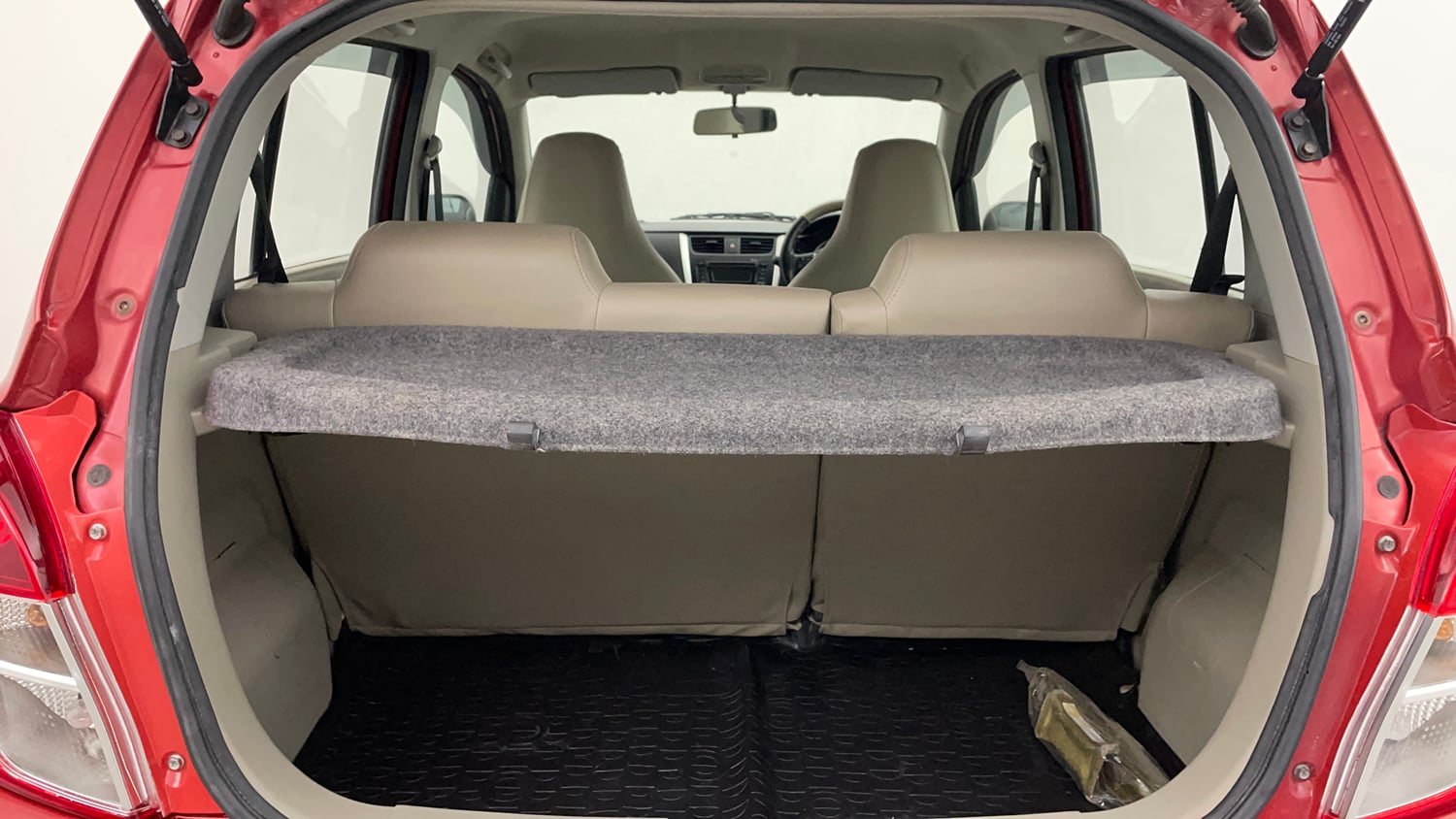 Used 2016 Maruti Suzuki Celerio ZXi AMT Petrol Automatic interior DICKY INSIDE VIEW