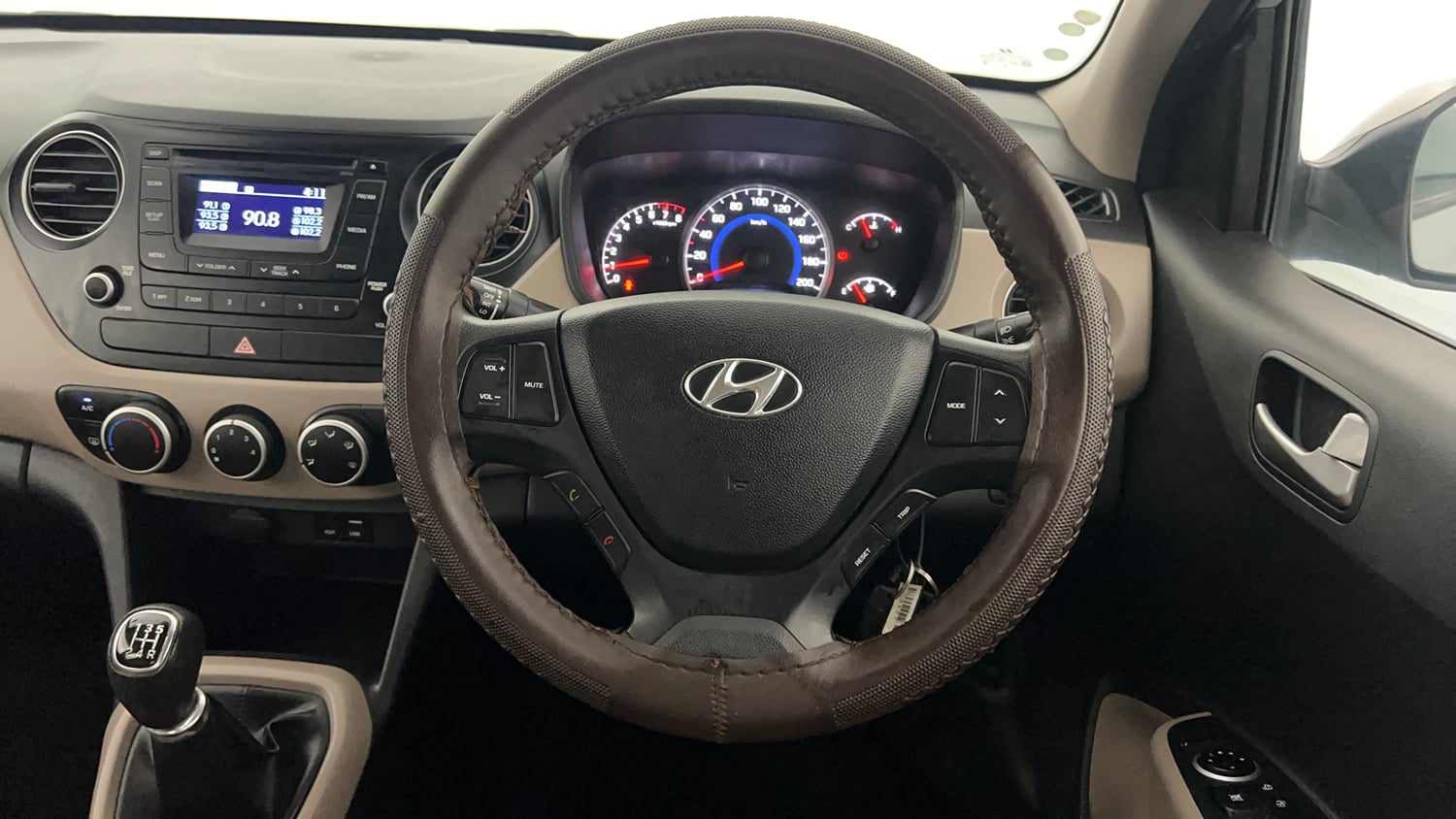 Used 2016 Hyundai Grand i10 Sportz 1.2 Kappa VTVT Petrol Manual interior STEERING VIEW