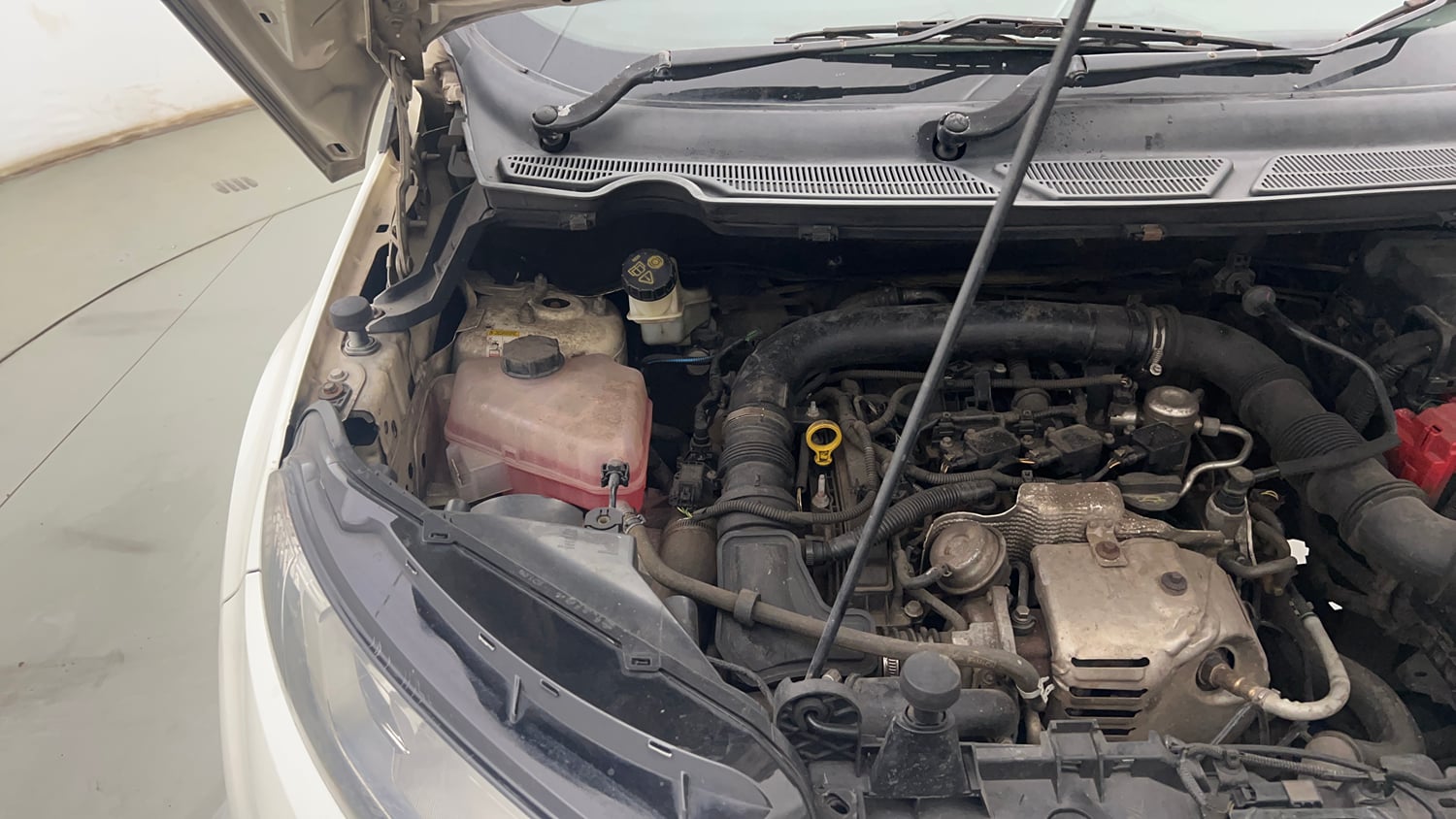 Used 2015 Ford EcoSport Titanium 1.0 Ecoboost (Opt) Petrol Manual engine ENGINE RIGHT SIDE VIEW