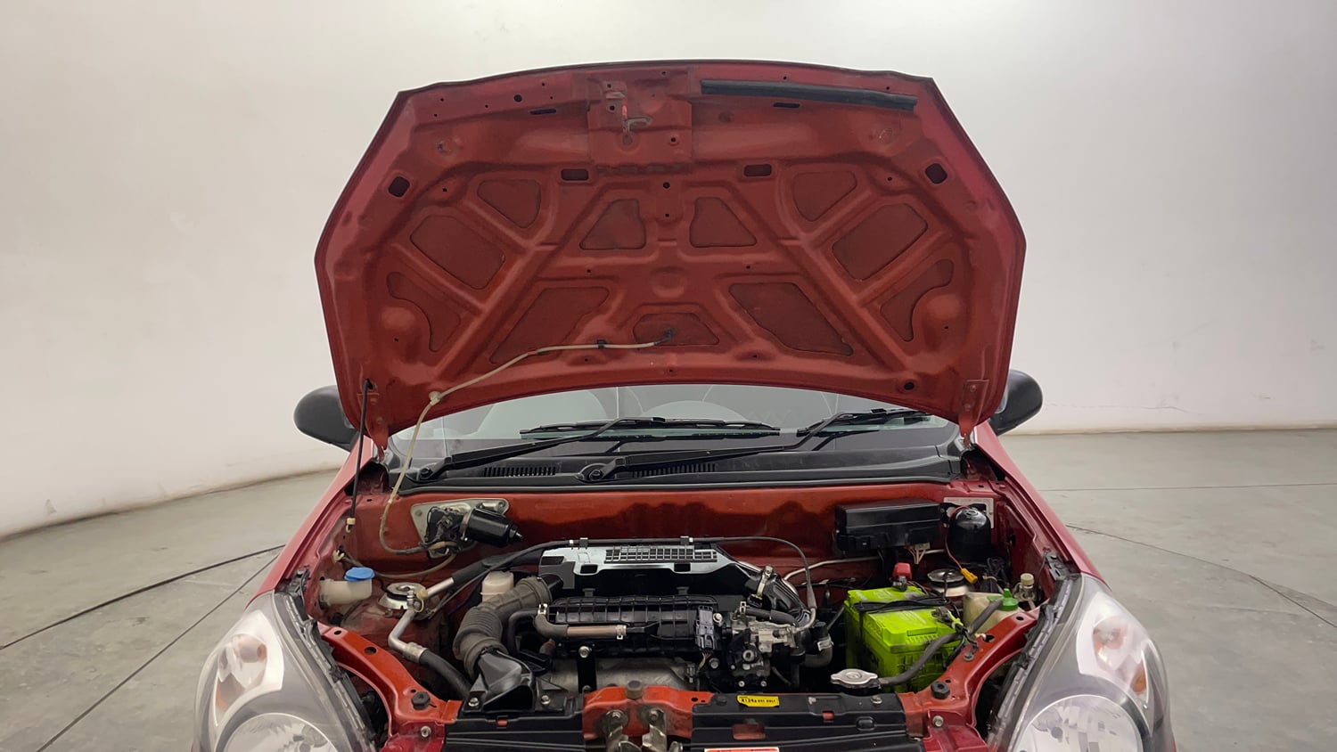 Used 2014 Maruti Suzuki Alto 800 Lxi Petrol Manual engine ENGINE & BONNET OPEN FRONT VIEW