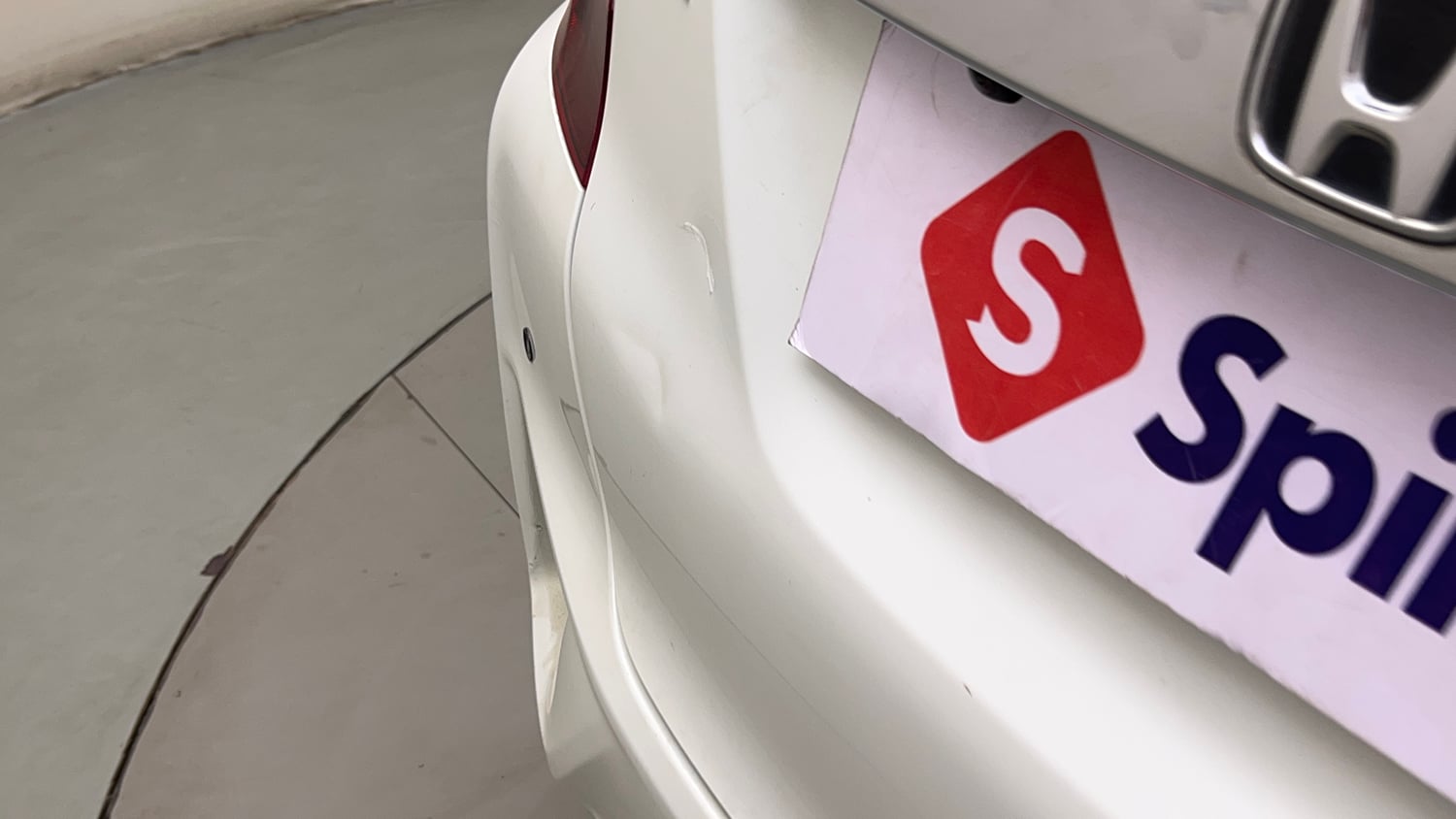 Used 2018 Honda Jazz V AT Petrol Petrol Automatic dents MINOR DENT