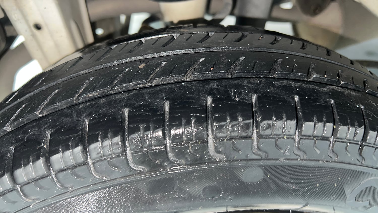 Used 2018 Maruti Suzuki Alto 800 LXi (O) Petrol Manual tyres RIGHT REAR TYRE TREAD VIEW