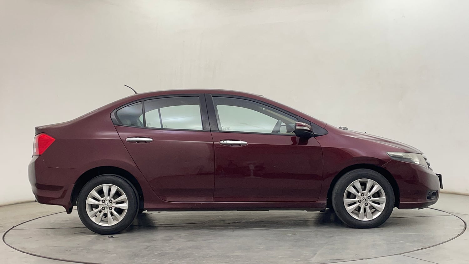 Used 2012 Honda City 1.5 V AT Petrol Automatic exterior RIGHT SIDE VIEW
